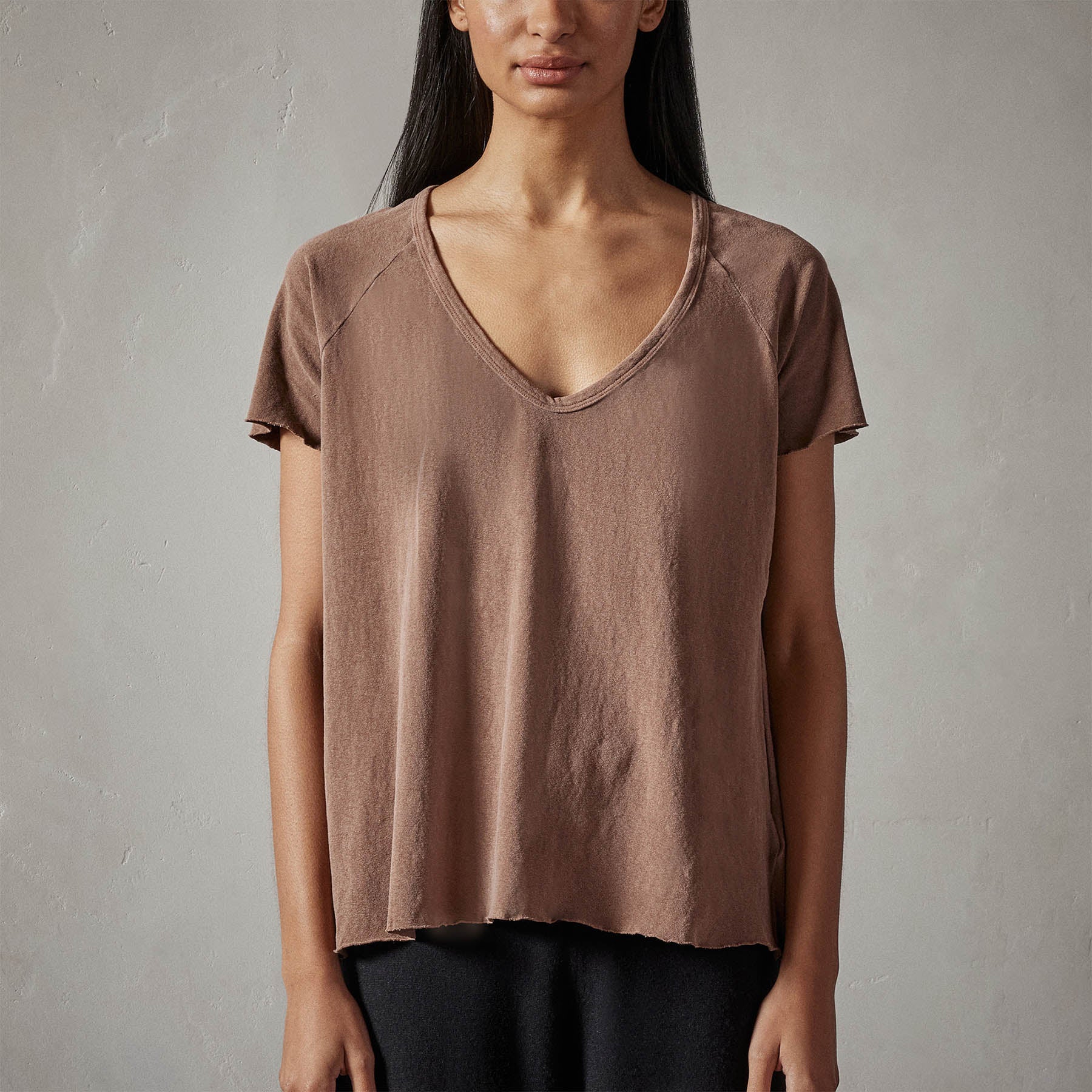 Eco-Friendly Recycled Brushed Jersey Soft V-Neck Raglan Tee - Malt Pigment Dye | Sustainable Casual Wear for Everyday Comfort & Outdoor Activities