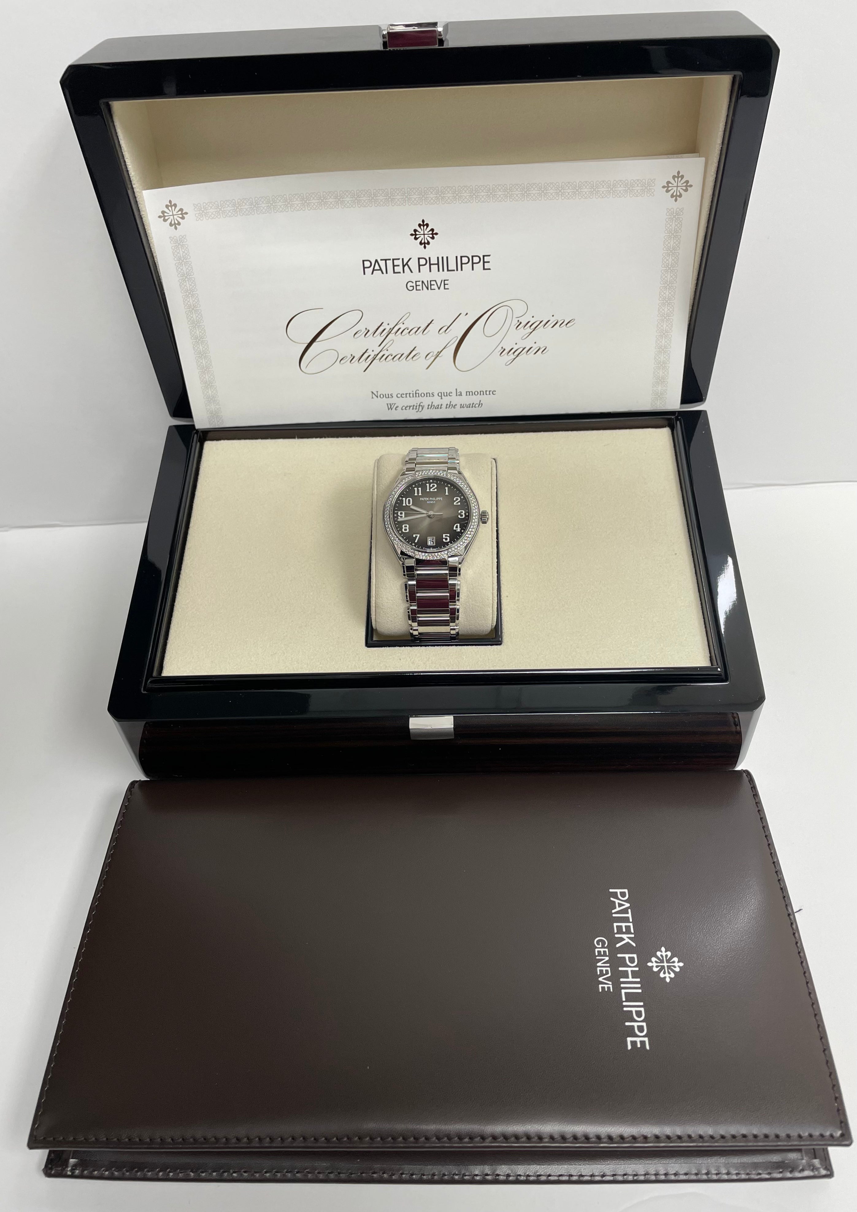 Patek Philippe Twenty~4 Automatic Ladies Watch - Gray Sunburst Dial (Ref #7300/1200A-010) | Luxury Women's Timepiece for Business, Gala & Special Occasions