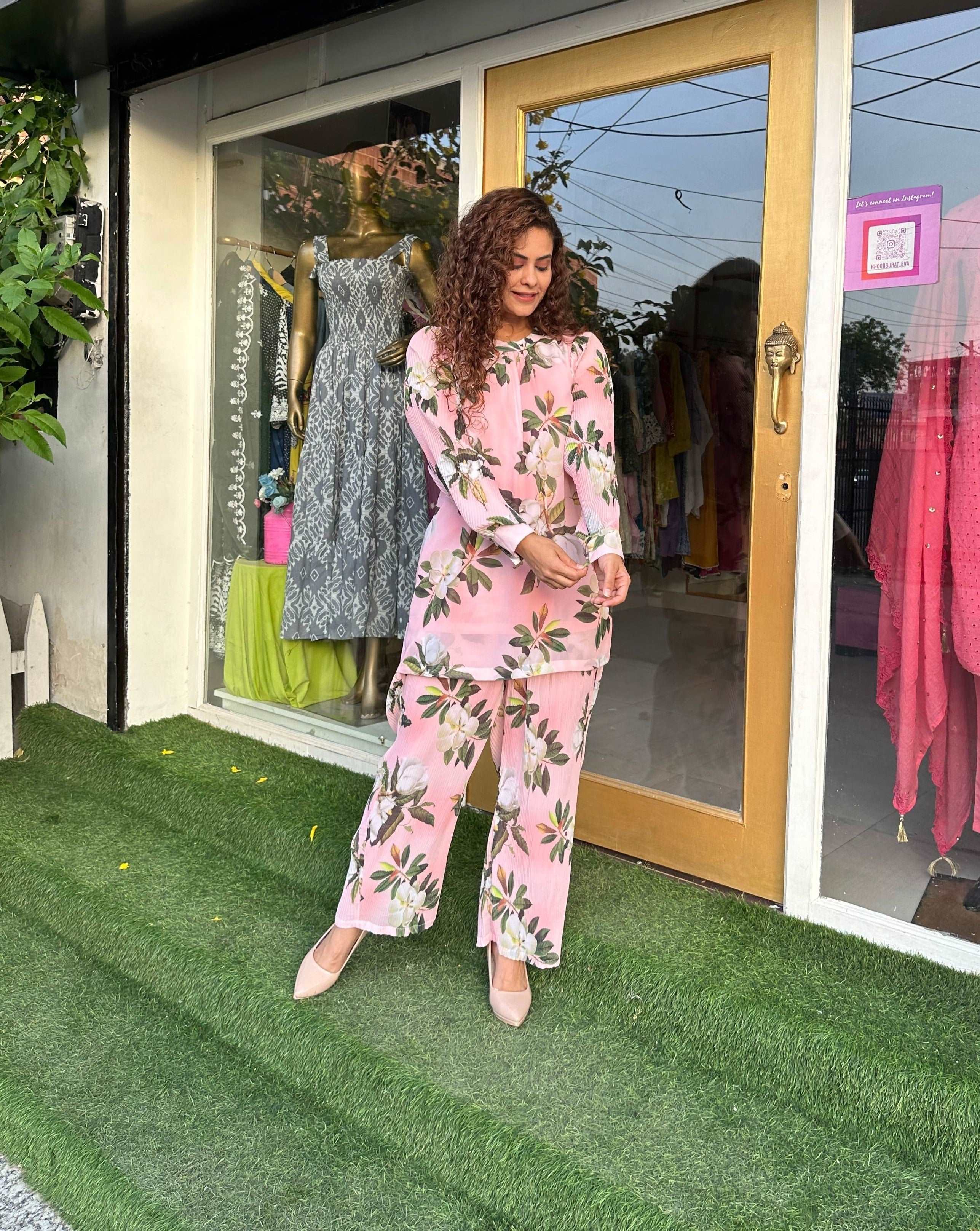 AVA PEACH COORDINATE SET - Women's 2-Piece Outfit, Summer Matching Tops & Bottoms, Casual Chic Loungewear for Beach, Vacation & Everyday Wear