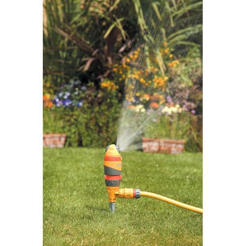 Hozelock Round Sprinkler Pro - 314m² Coverage - Adjustable Garden Lawn Watering System for Efficient Irrigation | Perfect for Small to Medium Yards, Flower Beds & Vegetable Gardens
