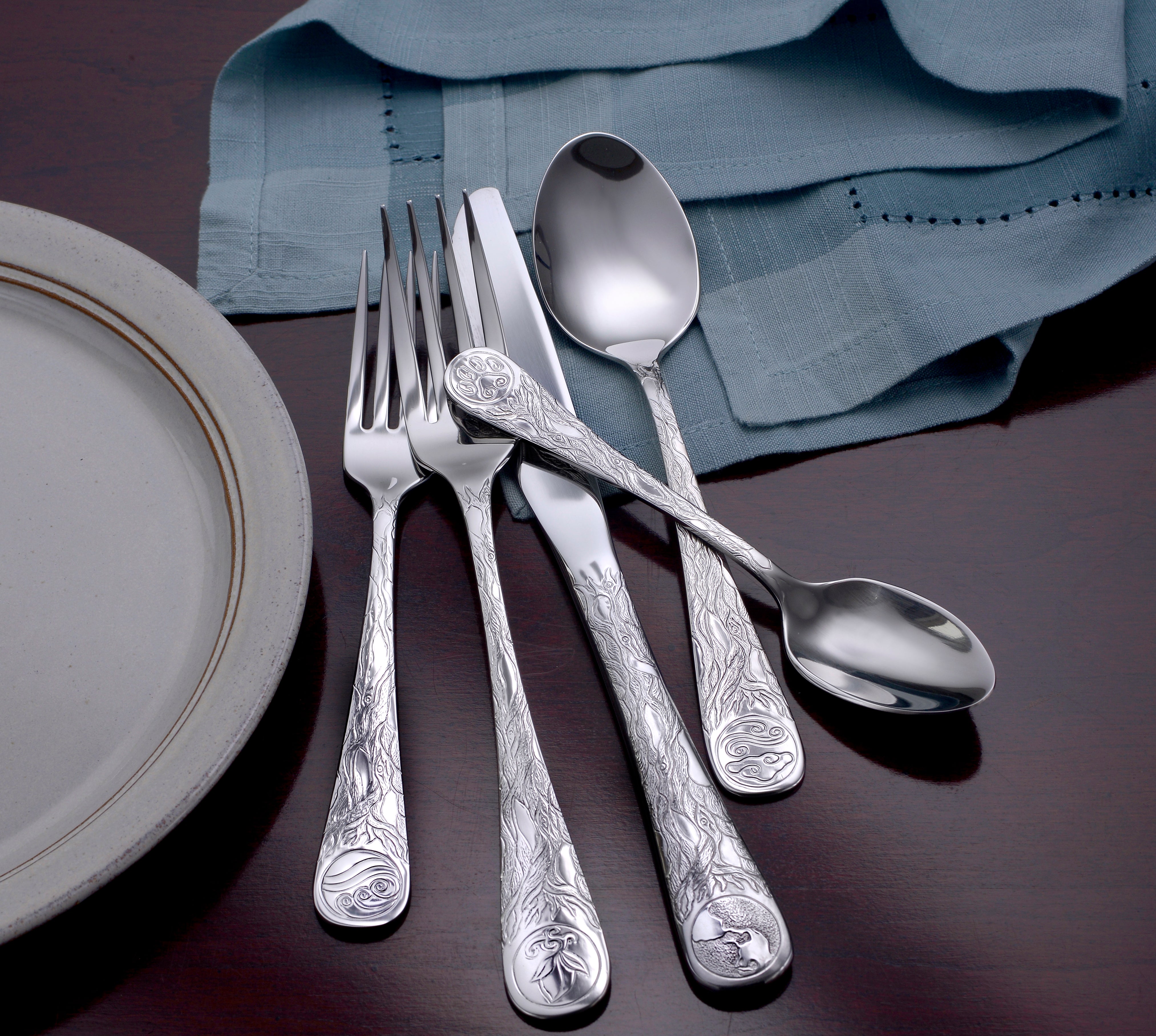 45-Piece Earth-Themed Dinnerware Set - Eco-Friendly Plates, Bowls & Mugs for Family Dining & Outdoor Picnics