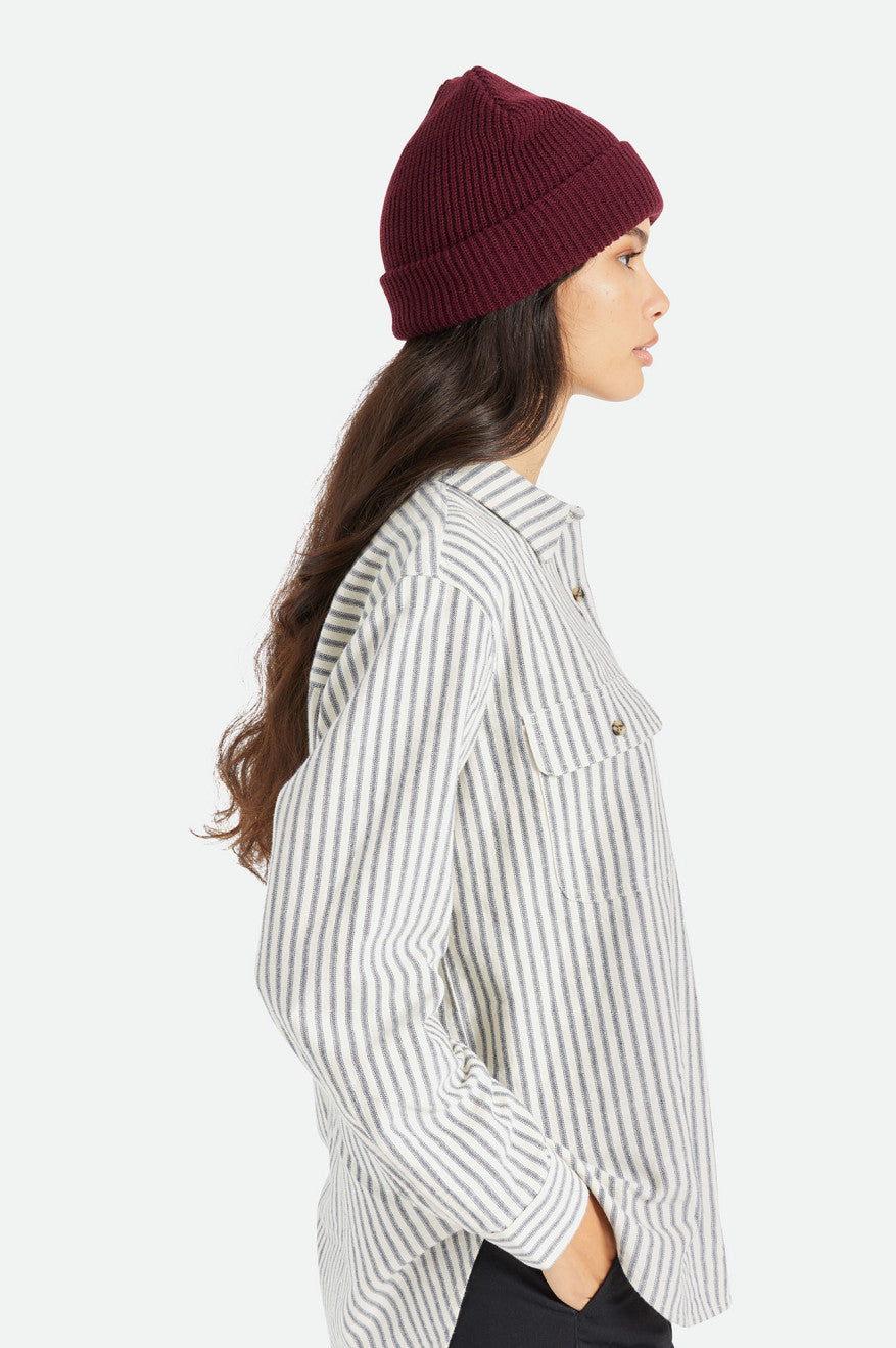 Heist Beanie Mahogany - Stylish Winter Knit Hat for Men & Women - Perfect for Outdoor Activities, Skiing, and Cold Weather Fashion