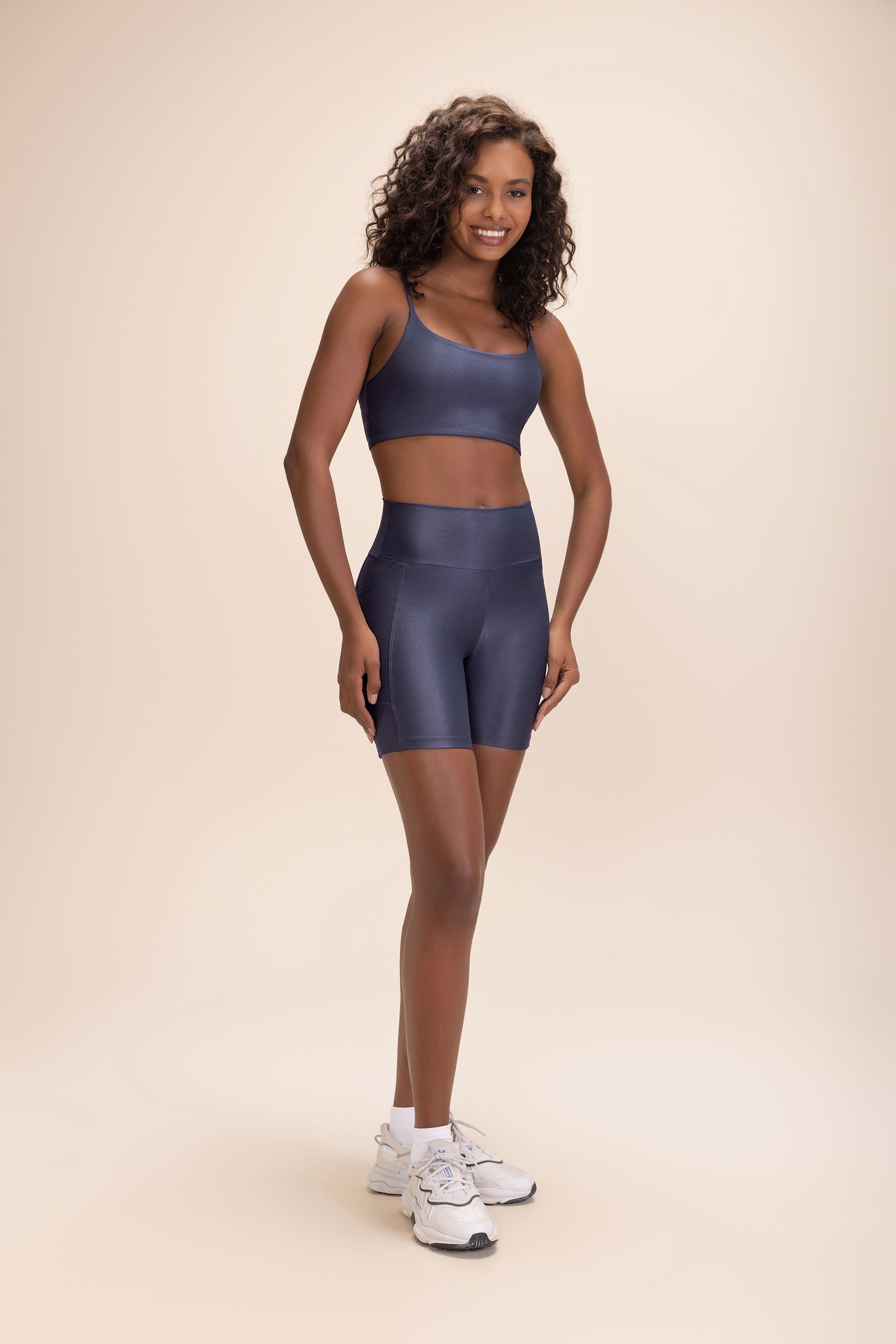 Allure® Adaptiv Curve Sports Bra - High Support Workout Bra for Women, Seamless Comfort & Breathable Fabric - Perfect for Running, Yoga & Gym