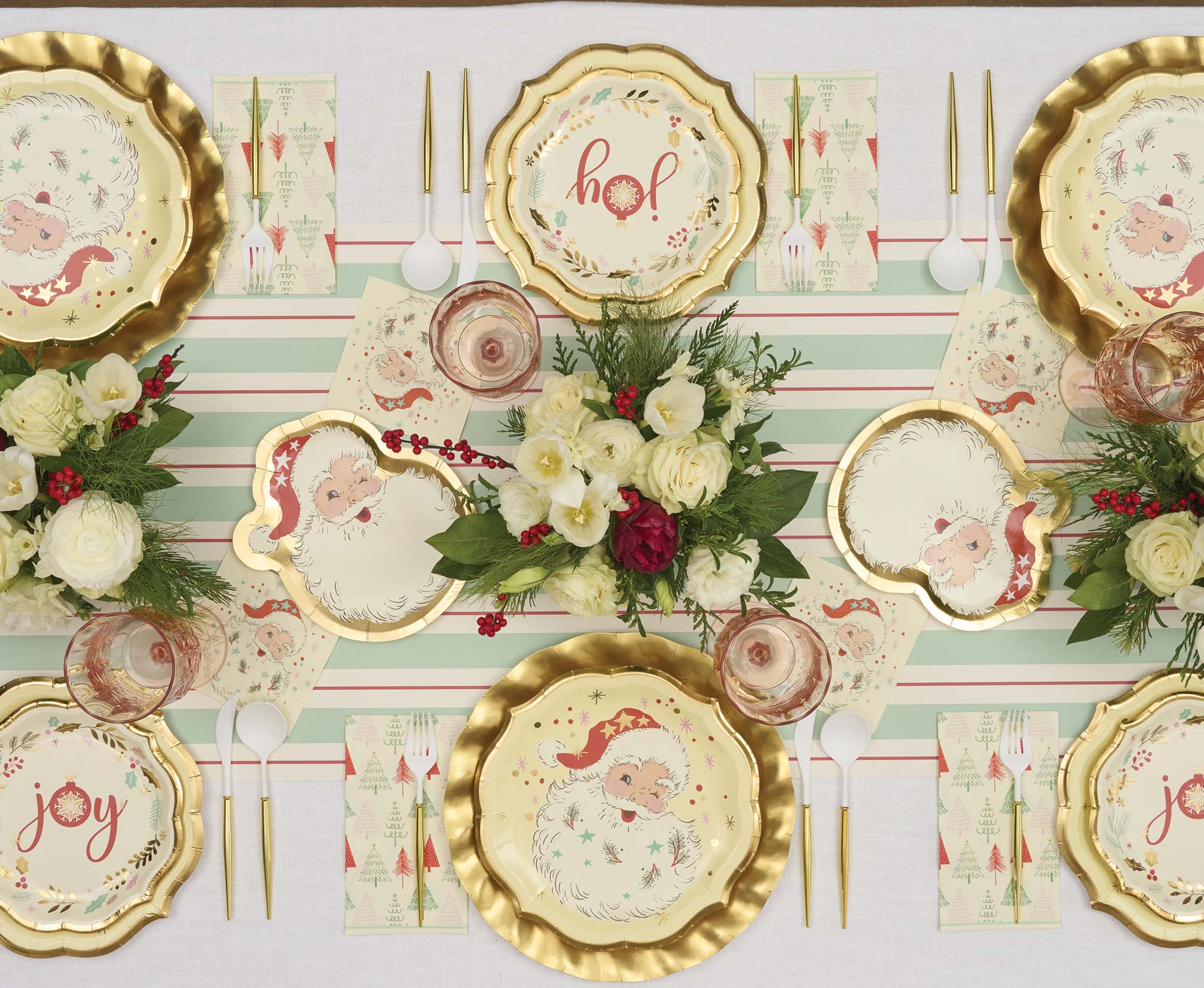 Vintage Santa Christmas Dinner Plates Set of 8 - Holiday Tableware for Festive Parties & Family Gatherings