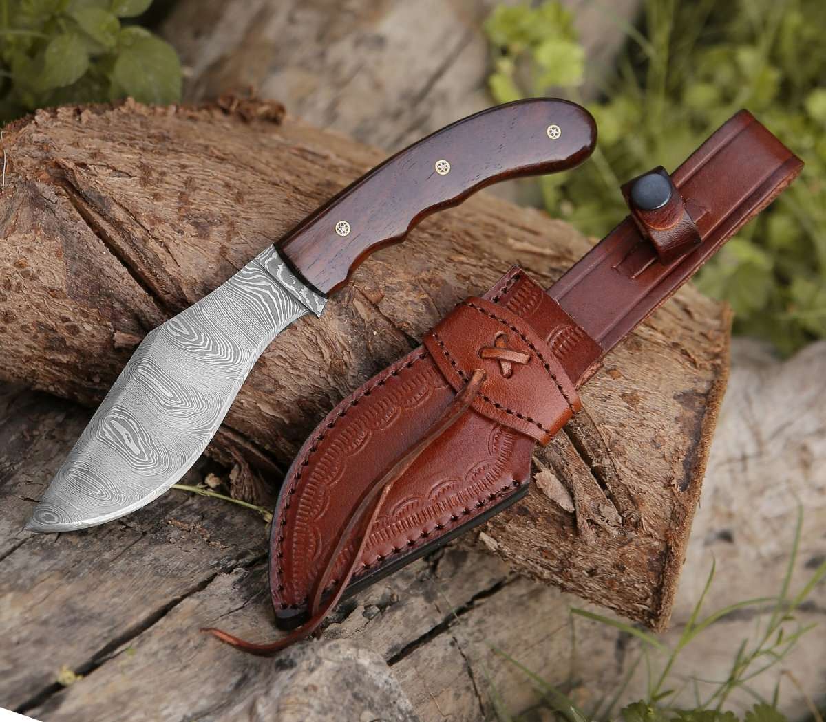 Premium Huntsman Damascus Steel Kukri Knife with Exotic Rosewood Handle - Outdoor Survival, Camping, Hunting & Bushcraft Essential