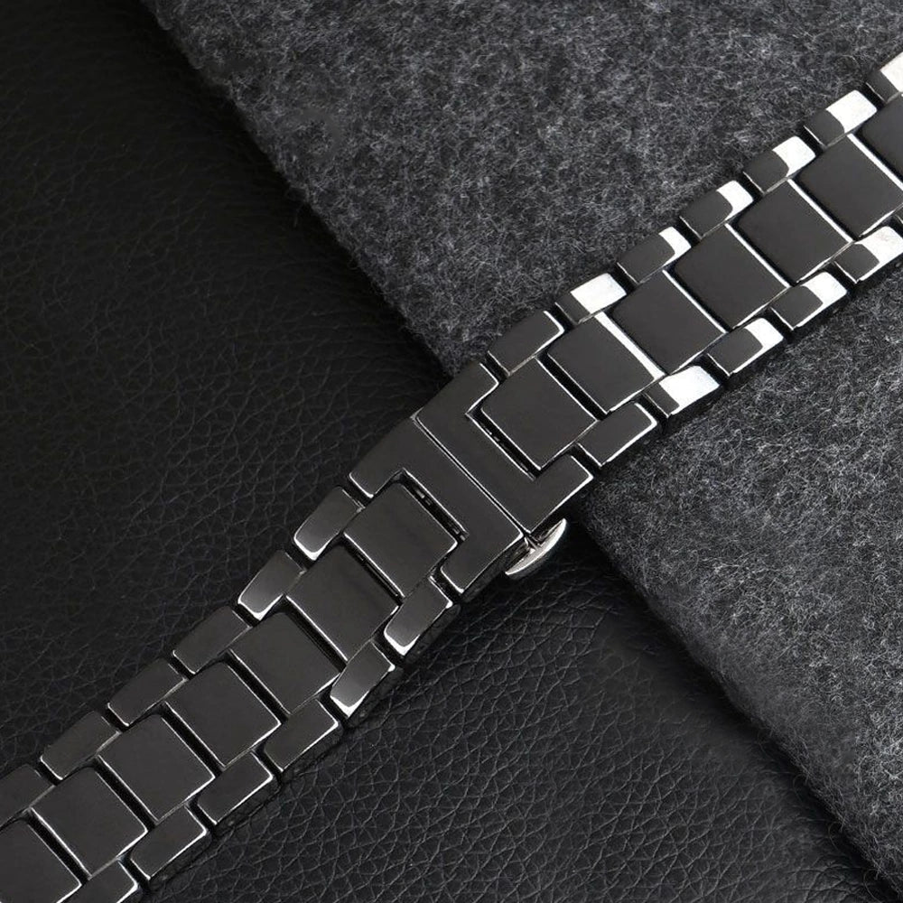 Premium ArmorLink Apple Watch Band - Durable Stainless Steel Strap for Series 9/8/7/6/SE/5/4/3/2/1 - Adjustable Magnetic Closure - Perfect for Workouts, Outdoor Activities & Everyday Wear