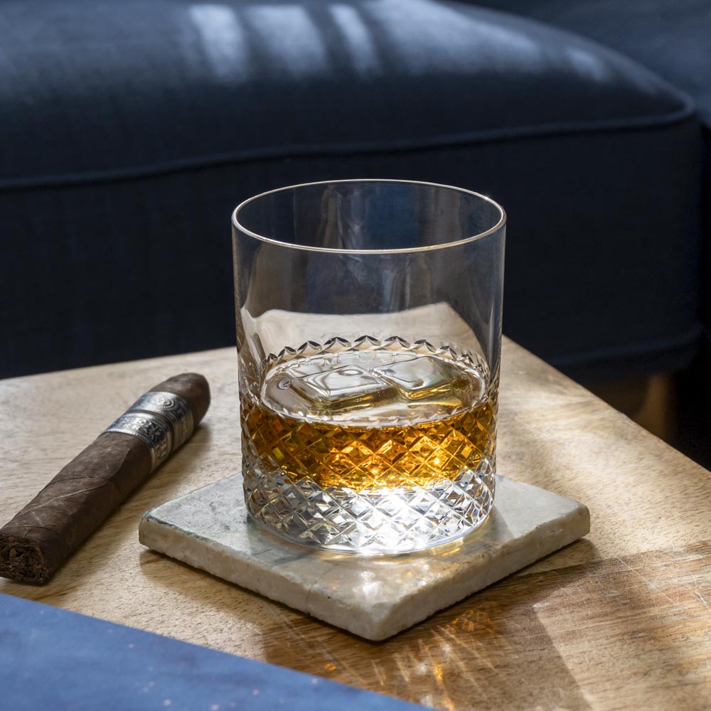 Premium 11oz Diamond Cut Whiskey Glasses Set of 2 - Heavy Base Crystal Clear Old Fashioned Cocktail Glasses for Bourbon, Scotch & Whiskey Tasting - Perfect for Home Bar, Gifts & Entertaining