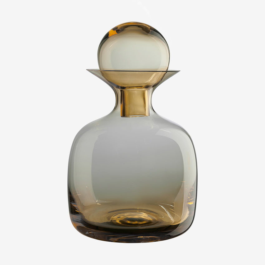 Premium Sarabi Glass Carafe with Amber Finish - Elegant Water Pitcher for Home, Office & Restaurants - Perfect for Serving Wine, Juice & Iced Tea