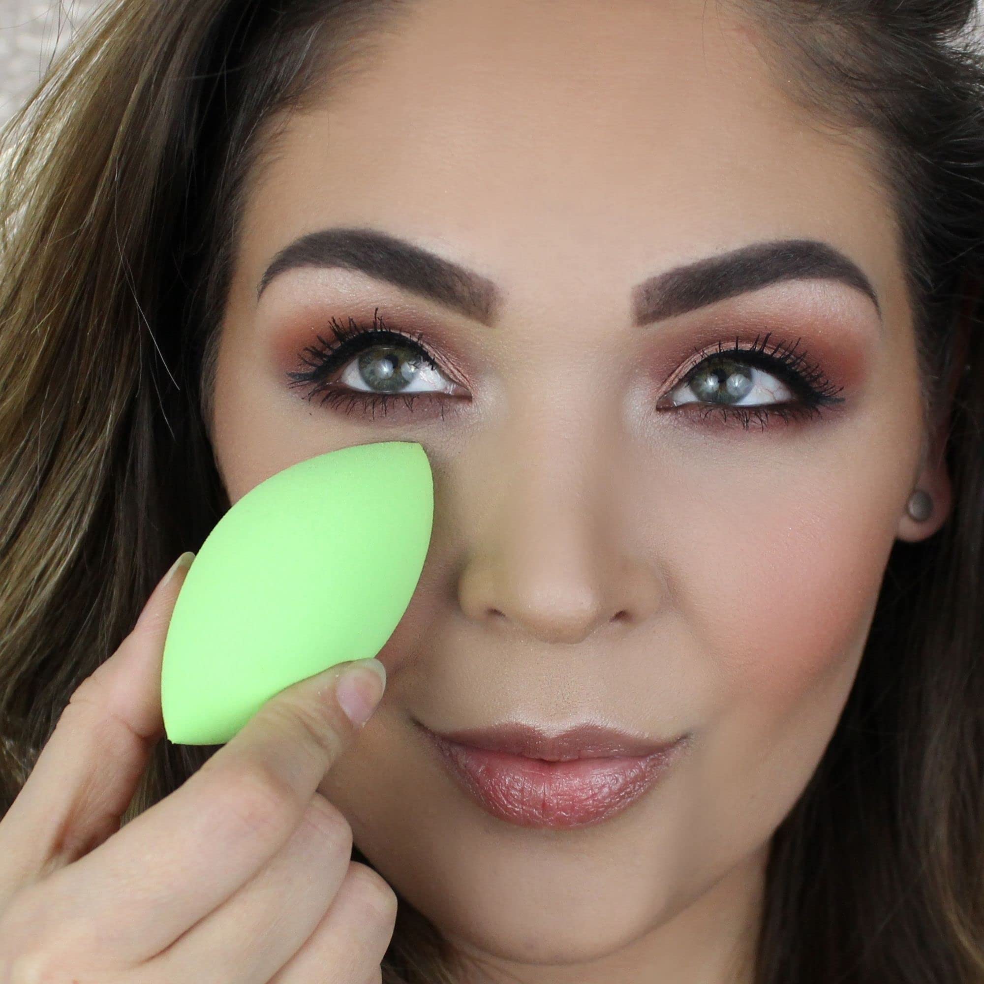 Beauty Junkees 4-Piece Makeup Sponge Blenders Set - Latex-Free Cosmetic Sponges for Liquid, Cream & Powder Foundation, Concealer & Contour | Wet & Dry Use | Perfect for Everyday Makeup, Professional Application & Travel