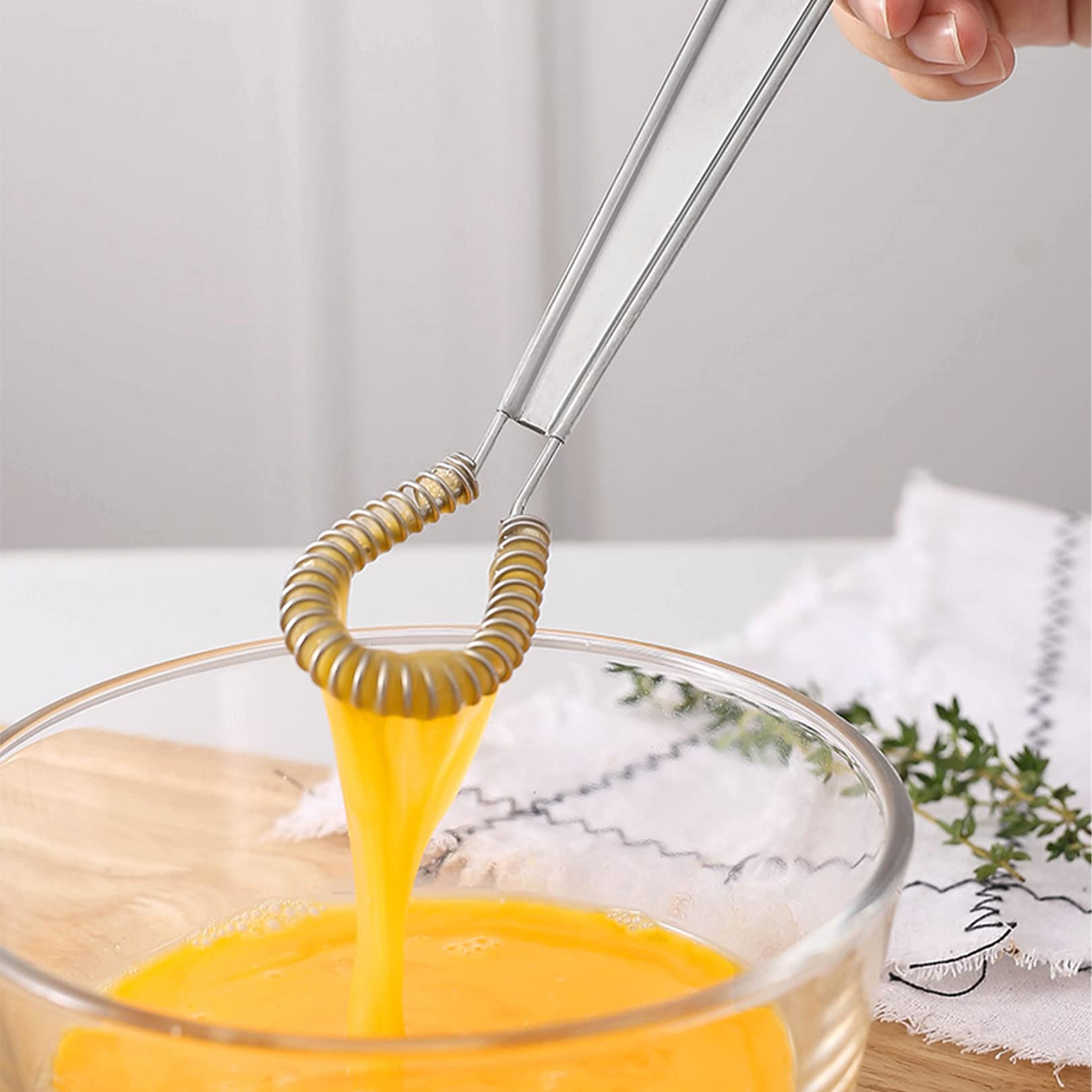 Premium Stainless Steel Mini Whisk - Flat Egg Beater for Milk, Cream & Sauces - Durable Kitchen Whisk for Baking, Cooking & Mixing - Perfect for Smoothies, Pancakes, Omelets & Desserts