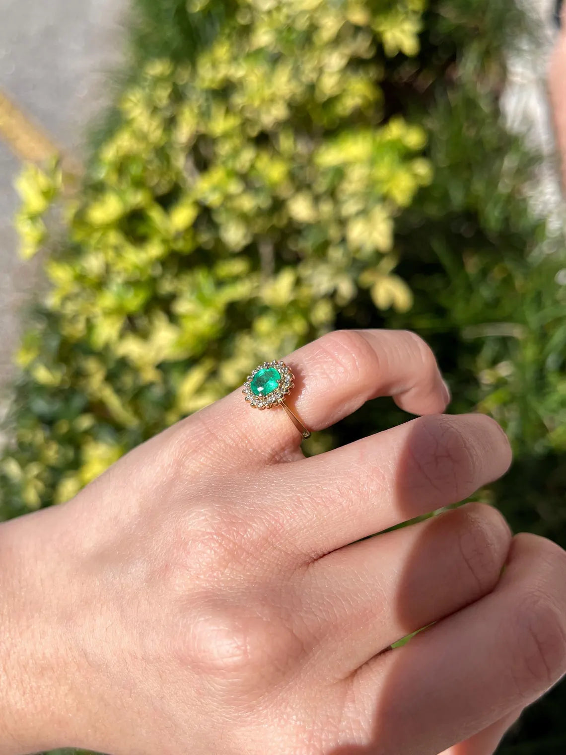 1.05 Carat Vivid Green Oval Emerald Halo Diamond Engagement Ring for Women - Elegant Wedding, Proposal & Anniversary Jewelry Gift