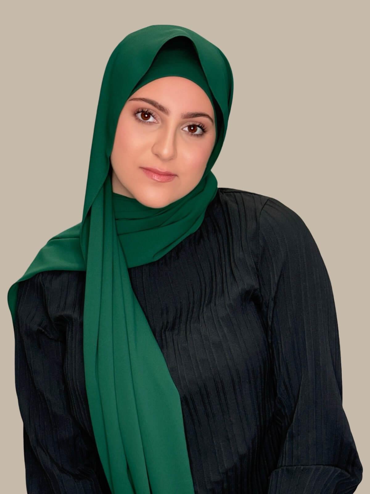 Stylish Deep Green Chiffon Hijab Set for Women - Perfect for Daily Wear, Work, and Special Occasions