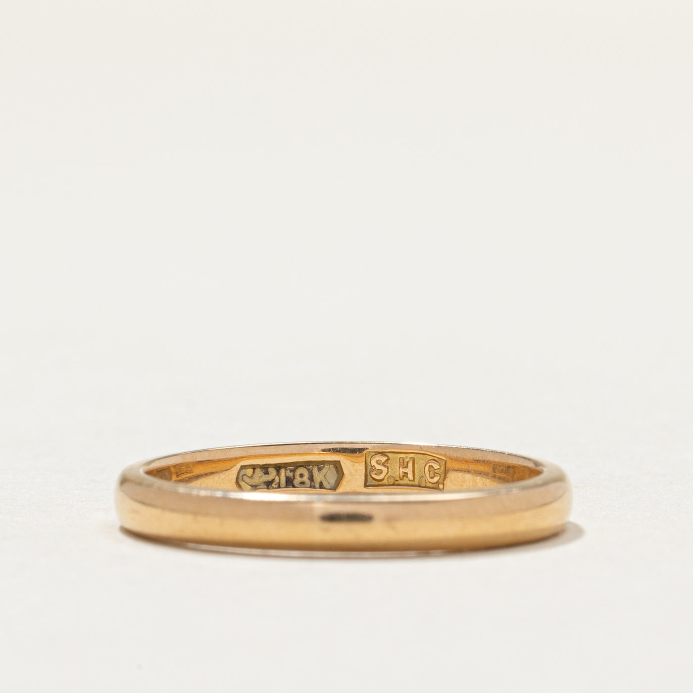18K Yellow Gold Plain Wedding Band Ring - 2.54mm Width - Size 6.5 - Perfect for Engagement, Anniversary & Everyday Wear