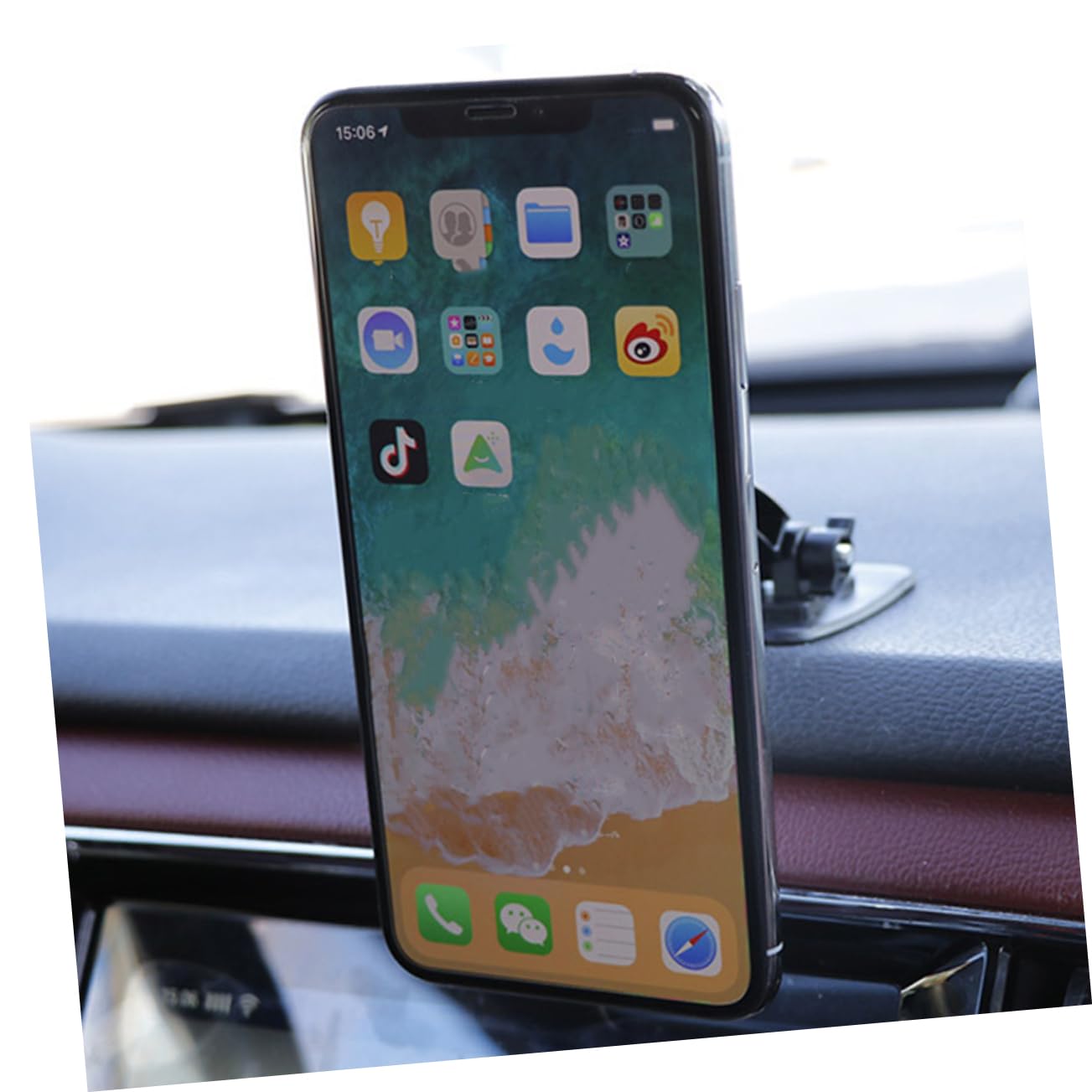 360° Rotating Non-Magnetic Car Phone Holder - Universal Adjustable Phone Stand for Dashboard & Air Vent - Perfect for GPS Navigation, Hands-Free Calls & Video Watching While Driving