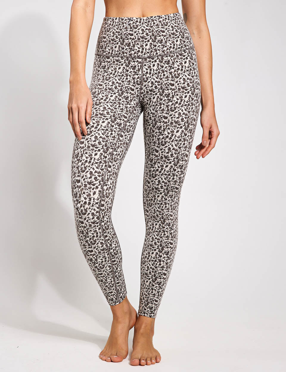 High Waisted Legging 25 - Aurora Feather Print Workout Yoga Pants for Women - Perfect for Running, Gym & Lounge Wear