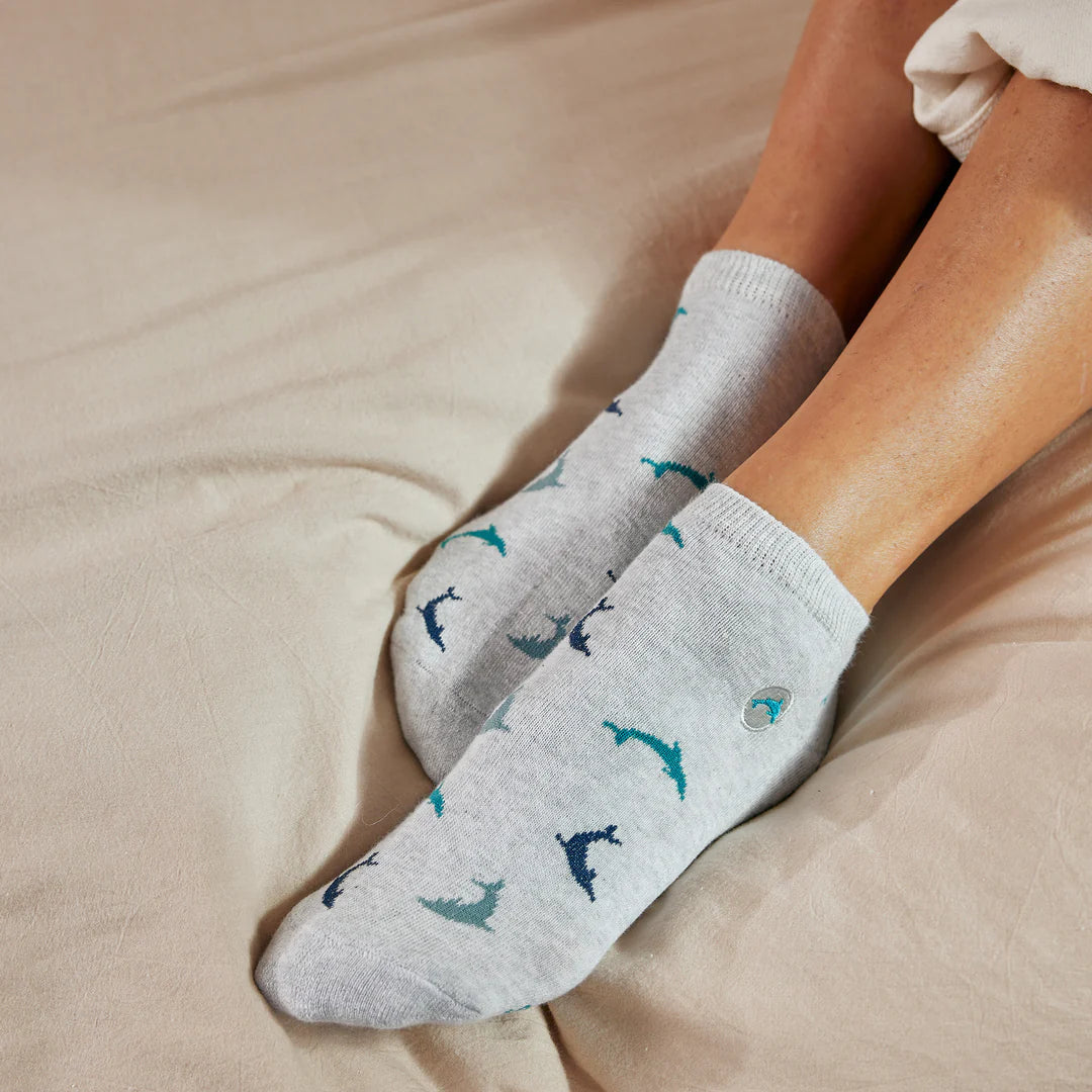 Conscious Step Eco-Friendly Ankle Socks - Protect Dolphins & Marine Life - Comfortable Cotton Socks for Men & Women - Perfect for Hiking, Yoga & Daily Wear