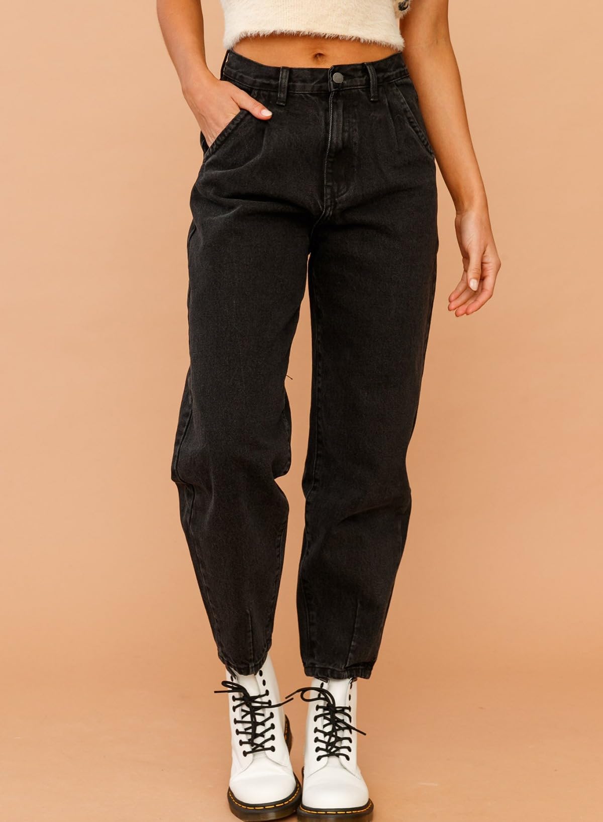 Stylish Women's High Waisted Baggy Boyfriend Jeans - Loose Fit Cropped Denim Pants for Casual Outfits & Streetwear Fashion