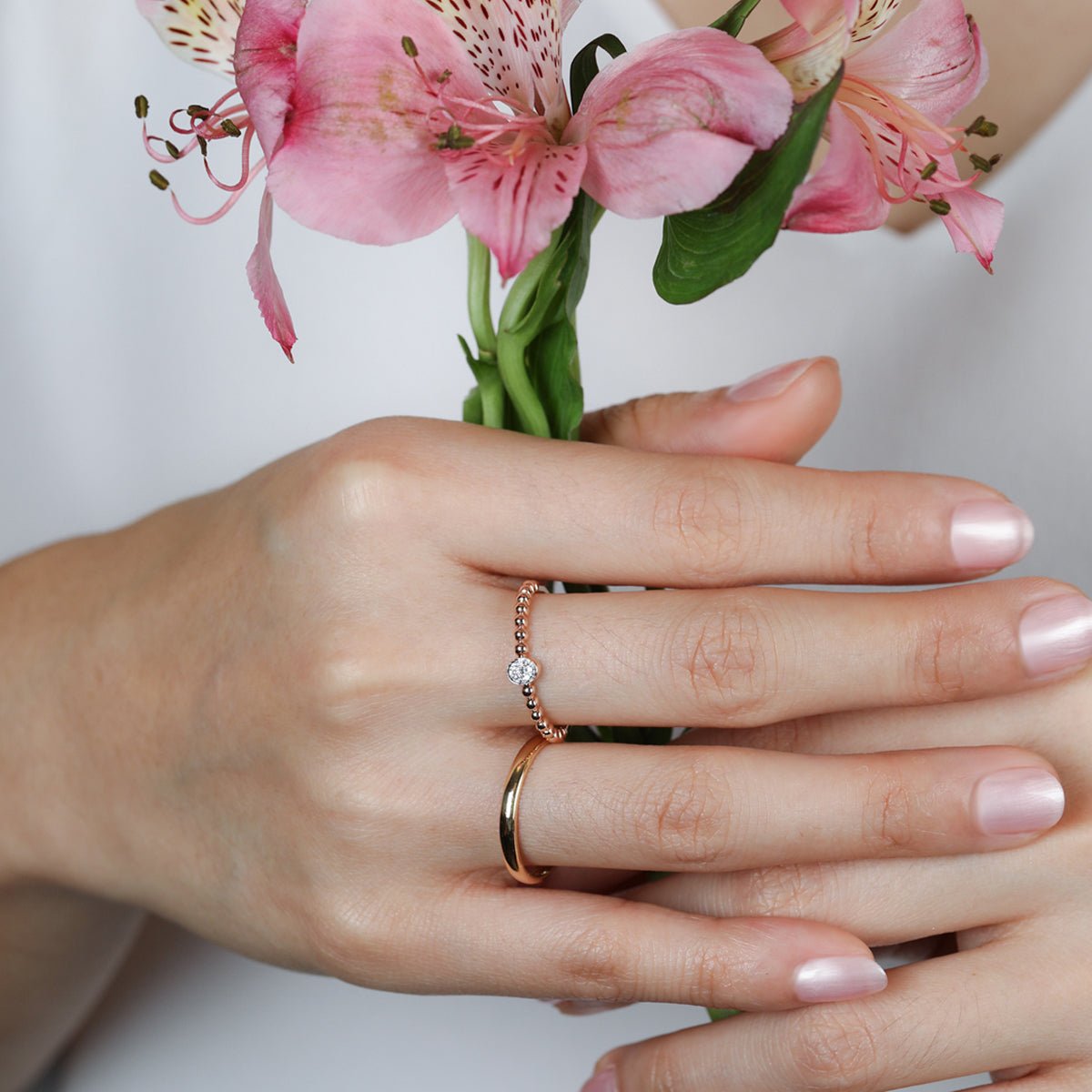 Classic Slim 14k Yellow Gold Band Ring for Men & Women - Perfect for Weddings, Anniversaries, and Everyday Elegance