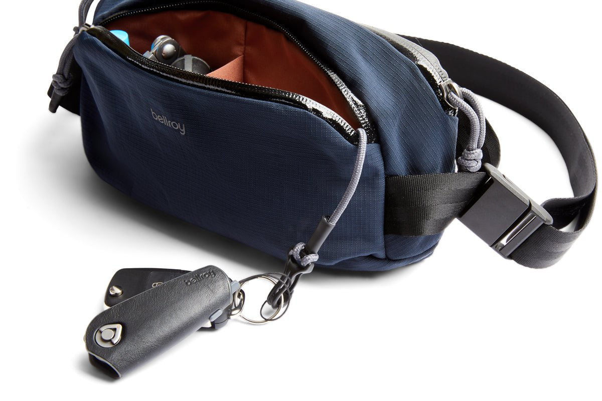 Bellroy Venture Ready Sling 2.5L Crossbody Bag - Lightweight & Water-Resistant Travel Pack for Men & Women - Perfect for Hiking, Commuting & Everyday Carry