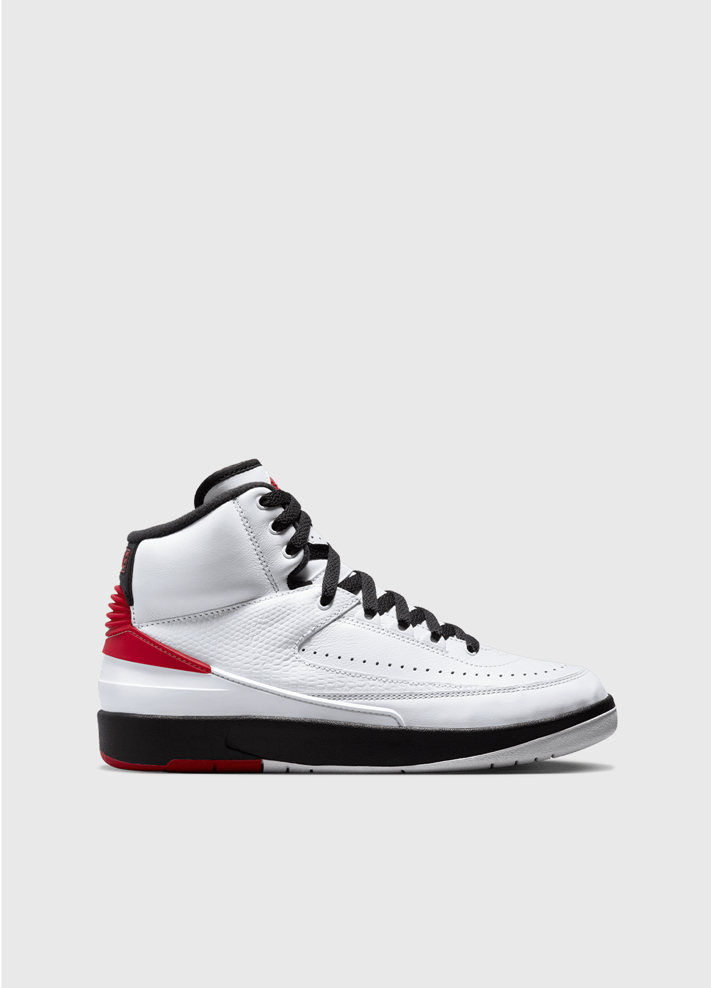 Air Jordan 2 Retro 'Chicago' Basketball Shoes - Men's High-Top Sneakers for Streetwear & Court Performance - Perfect for NBA Games, Urban Fashion & Sneaker Collectors