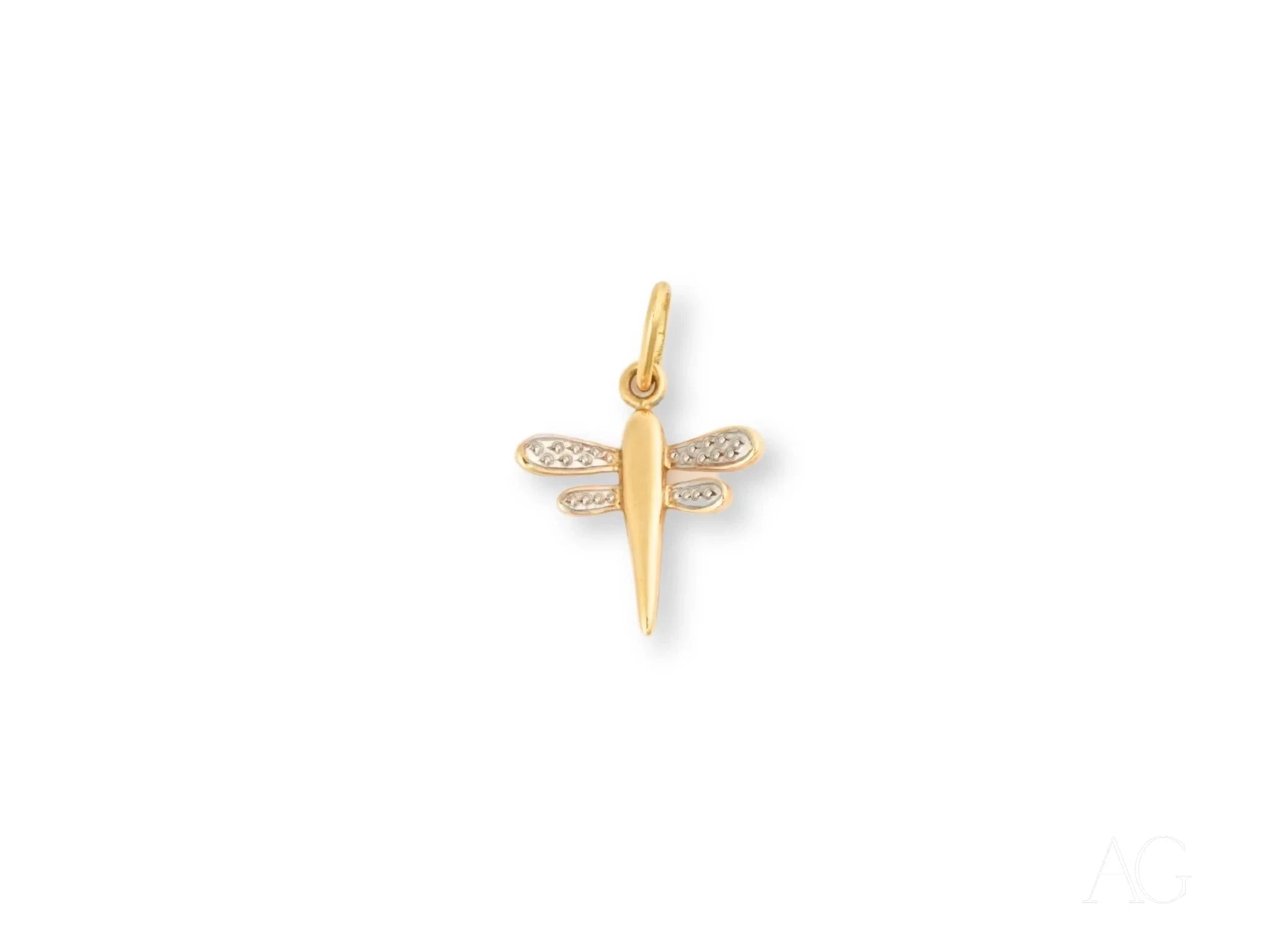 Golden Dragonfly Pendant Necklace - Elegant Jewelry Gift for Women - Perfect for Birthday, Anniversary & Everyday Wear