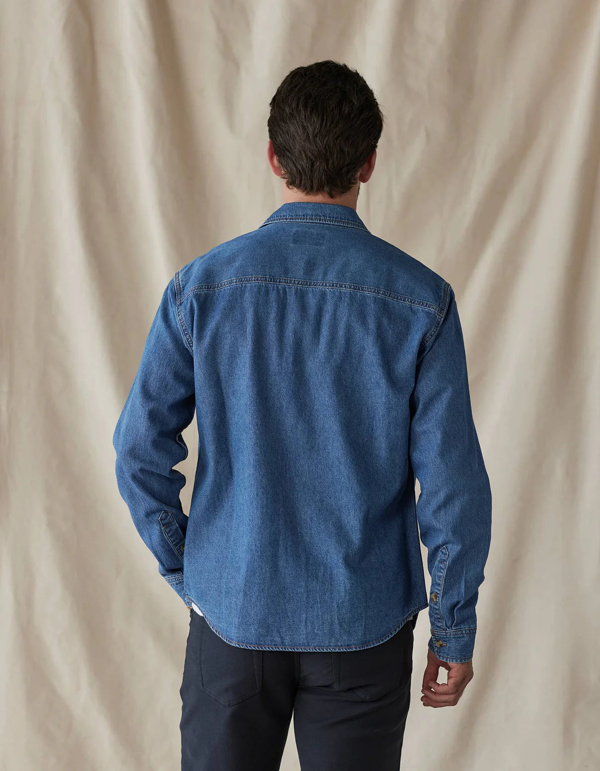Lightweight Denim Overshirt for Men & Women - Comfortable Casual Jacket for Spring & Fall - Perfect for Layering, Outdoor Activities, and Everyday Wear