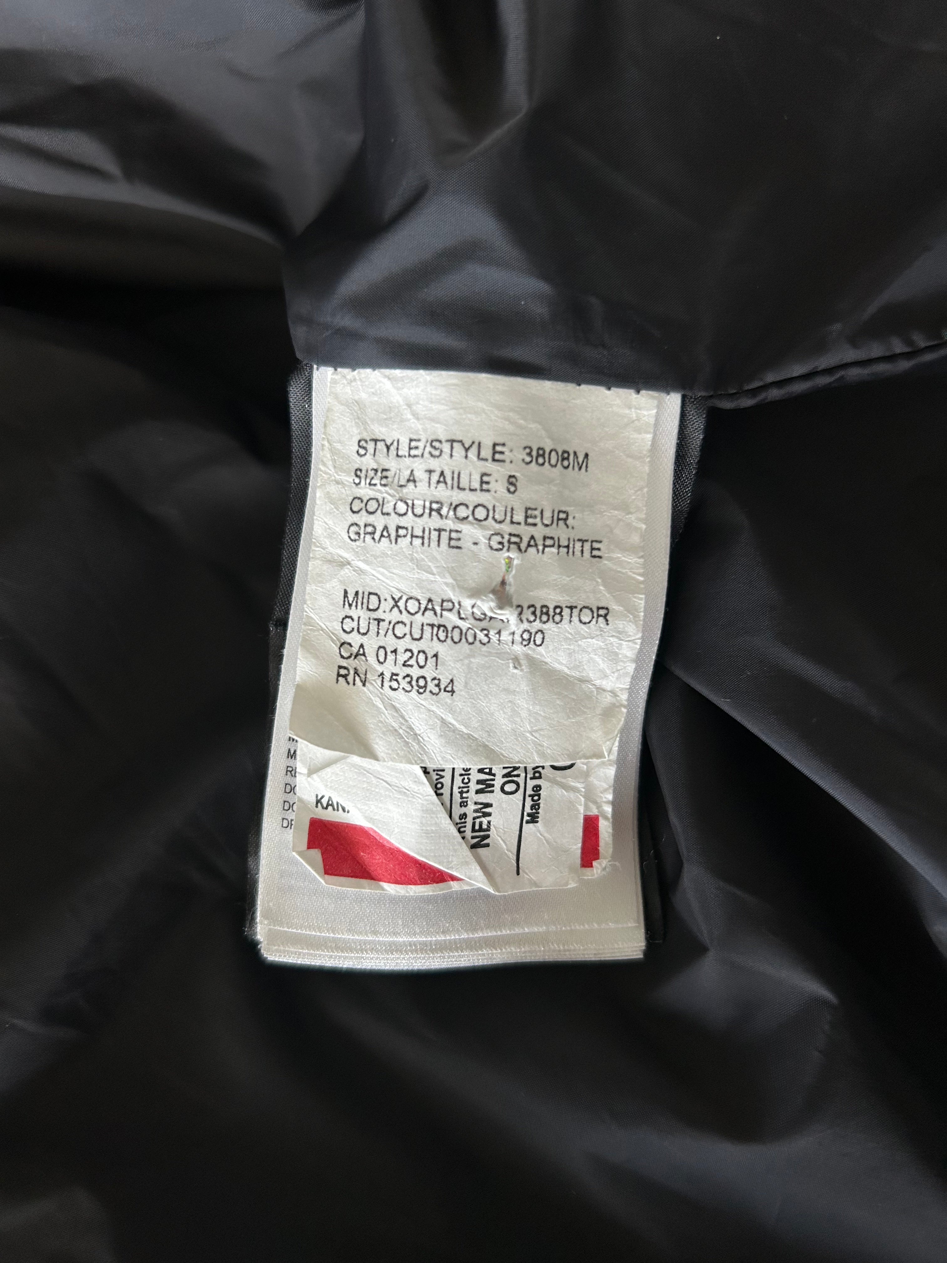 Canada Goose Graphite Wyndham Parka for Men - Premium Winter Jacket with Down Insulation, Waterproof & Windproof - Perfect for Snowboarding, Skiing & Extreme Cold Weather