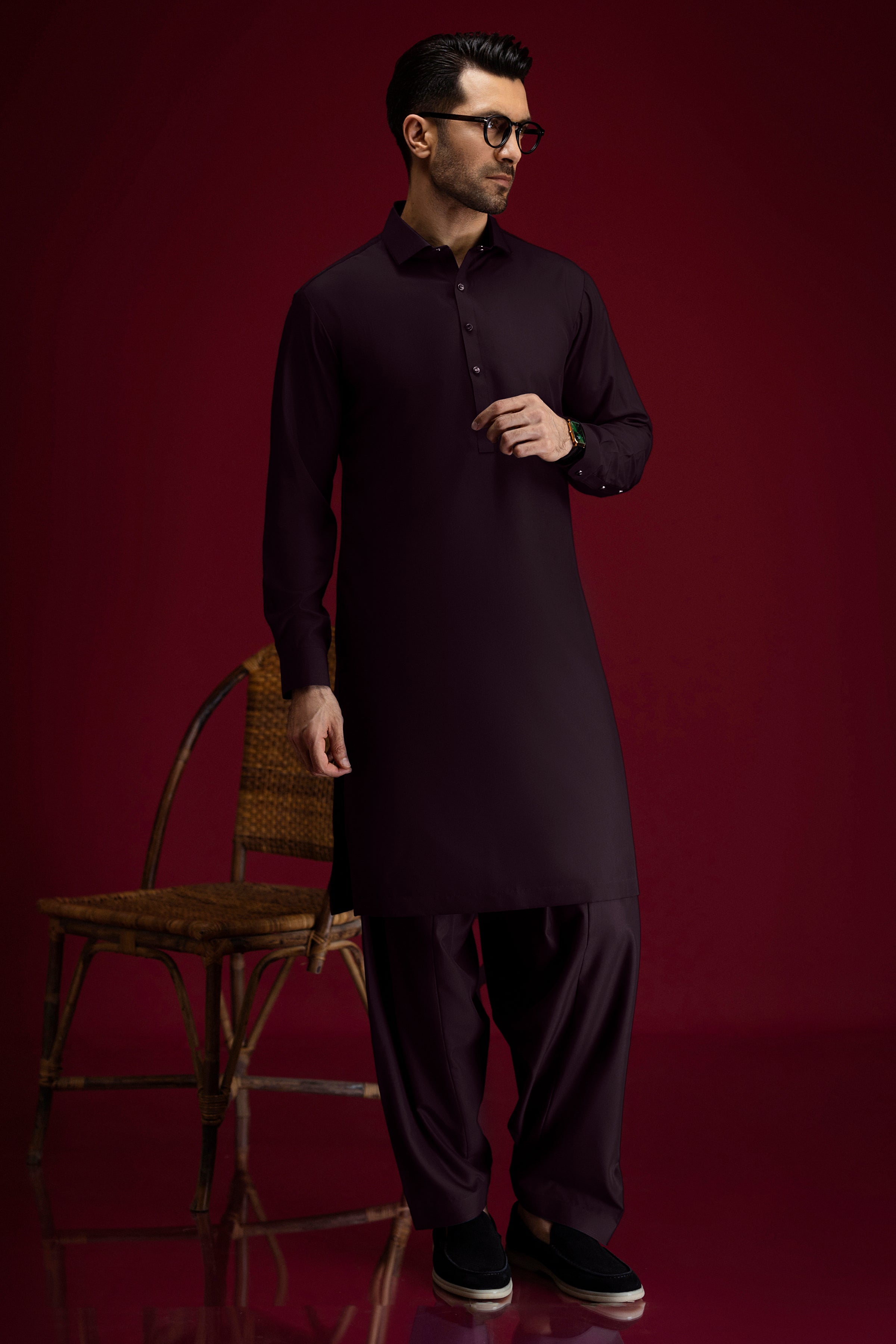 Elegant Blended Burgundy Shalwar Kameez Outfit for Women - Traditional Pakistani Dress for Weddings & Festivals - Perfect for Cast & Crew Costumes