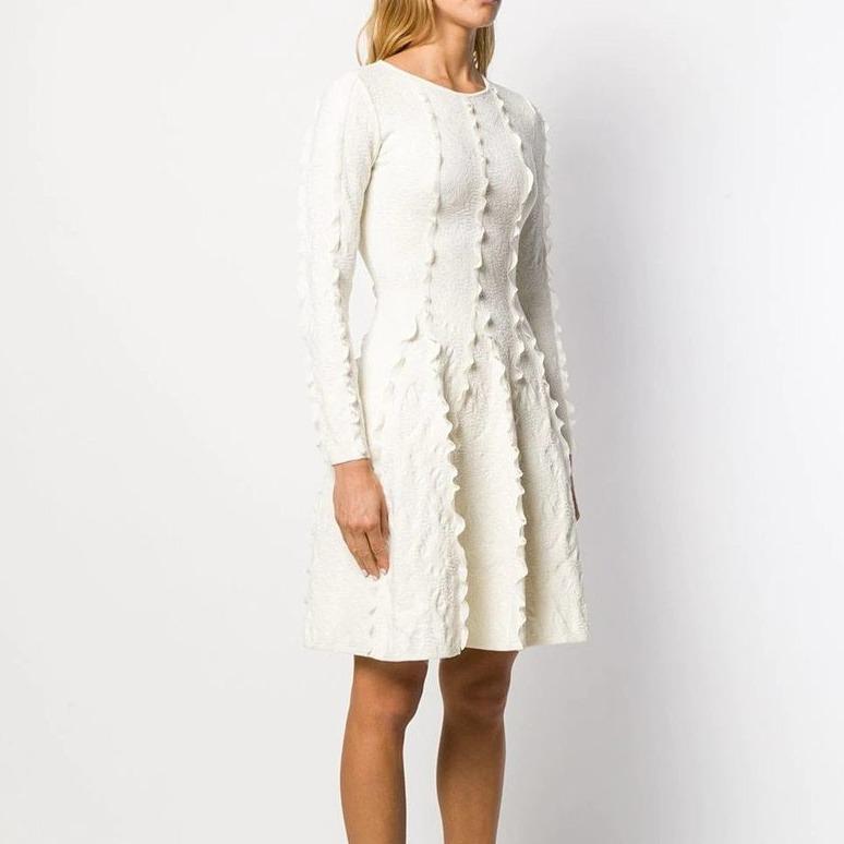 Elegant White Jacquard Party Dress for Women - Perfect for Weddings, Prom & Special Occasions