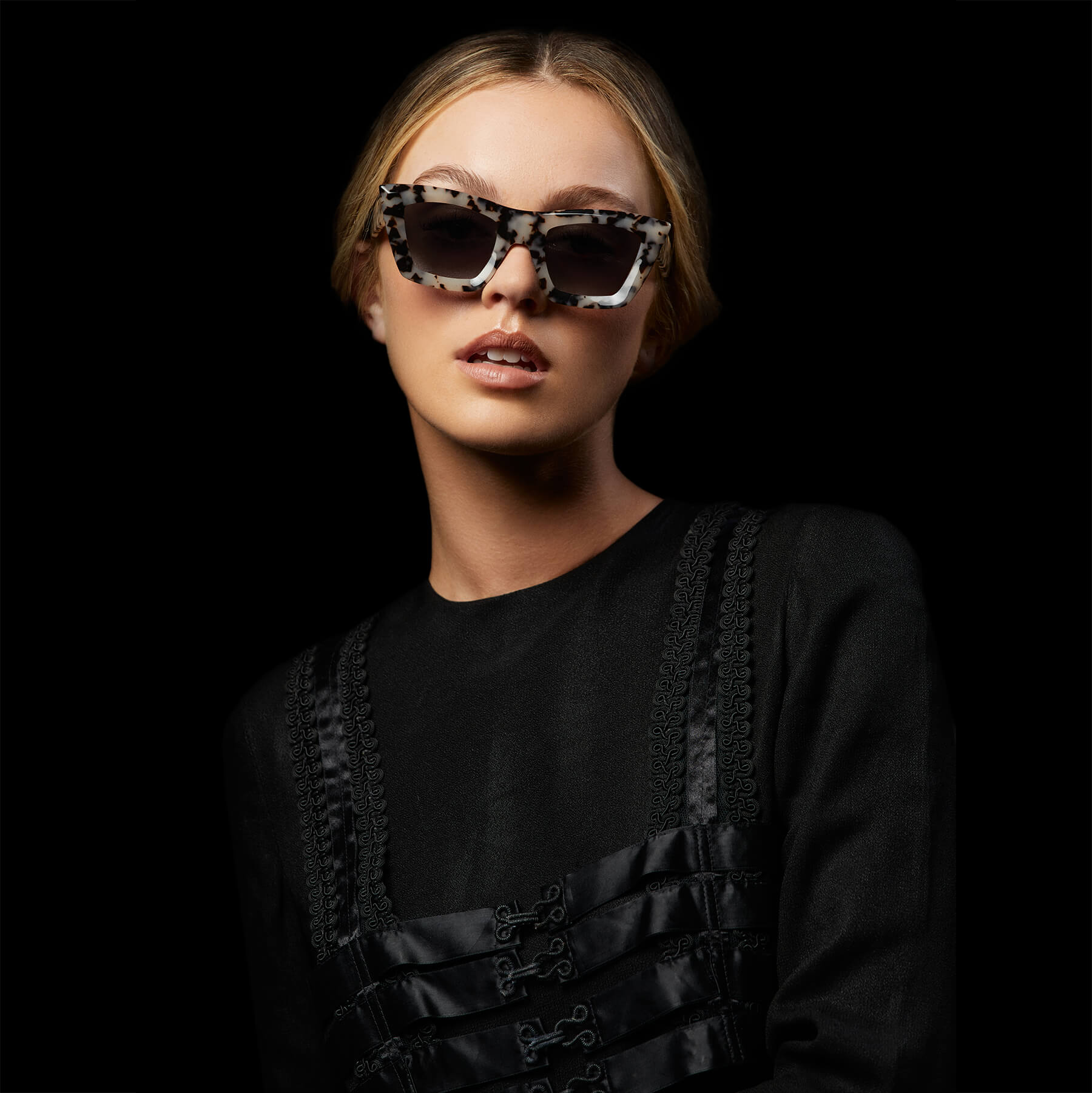 Stylish SOHO Sunglasses for Women & Men - UV Protection Polarized Fashion Shades - Perfect for Beach, Driving & Outdoor Activities