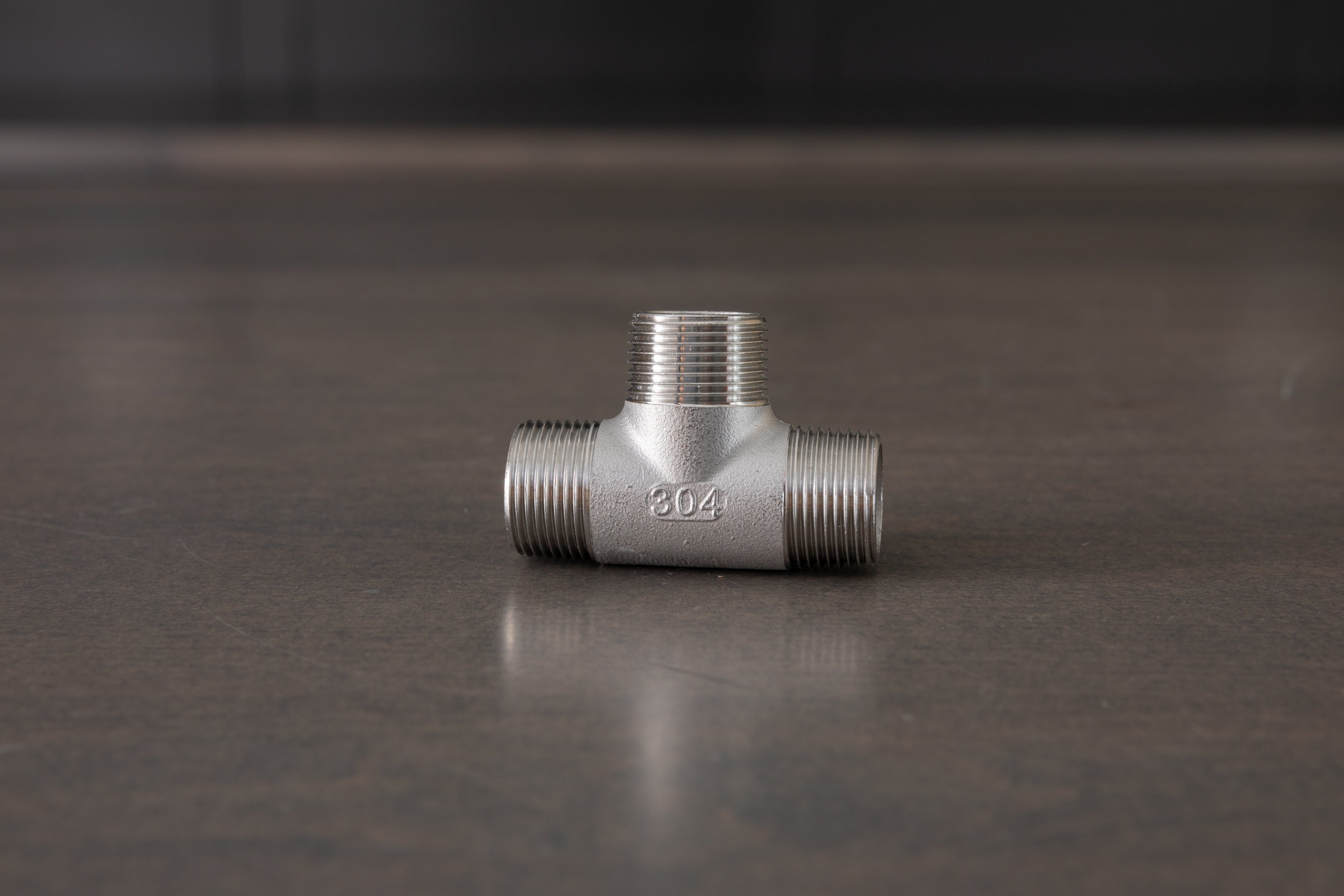 Stainless Steel 3/4 NPT Male Tee Fitting - Corrosion Resistant Pipe Connector for Plumbing, Hydraulic & Industrial Applications