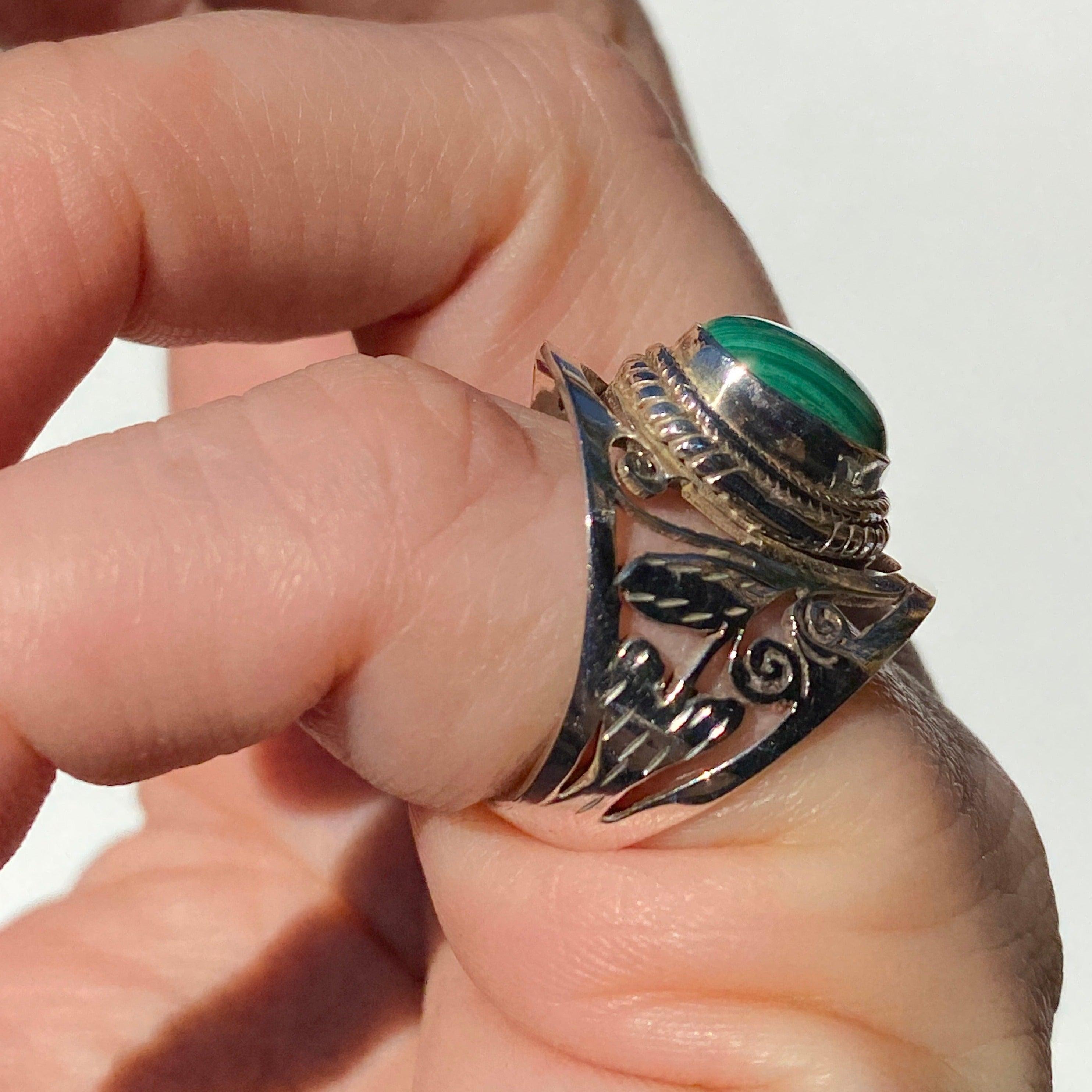 Malachite Oval Cabochon Ring with Detailed Banding - Size 6 - KRGJ340 - Perfect for Boho Jewelry, Gift Giving & Special Occasions
