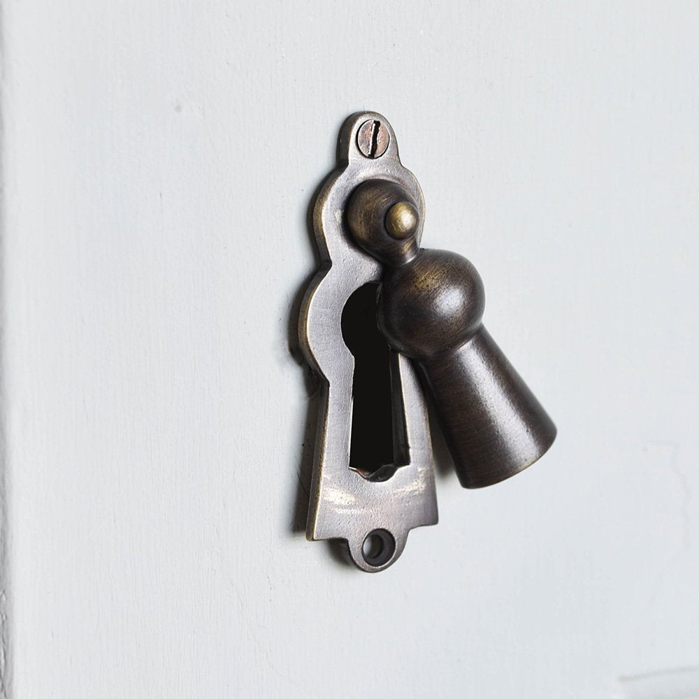 Vintage Distressed Antique Brass Marlborough Door Escutcheon - Classic Hardware for Traditional Doors & Cabinets - Perfect for Home Restoration & Vintage Decor