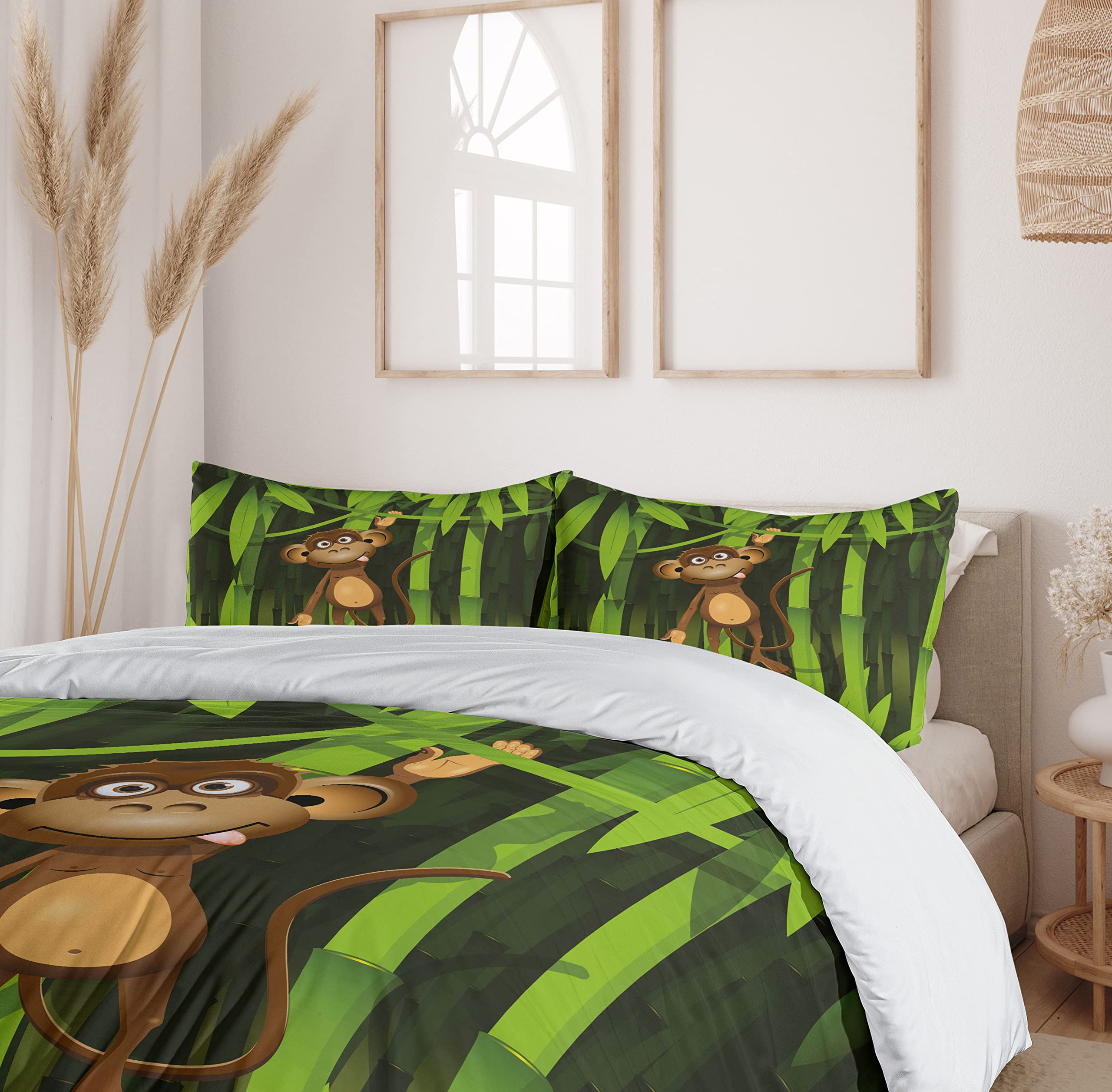 Ambesonne Jungle Duvet Cover Set - Wildlife Theme Monkey Woodland Print 3-Piece Bedding Set with 2 Pillow Shams, Queen Size, Brown & Fern Green - Perfect for Nature-Themed Bedrooms, Kids Rooms & Jungle Decor