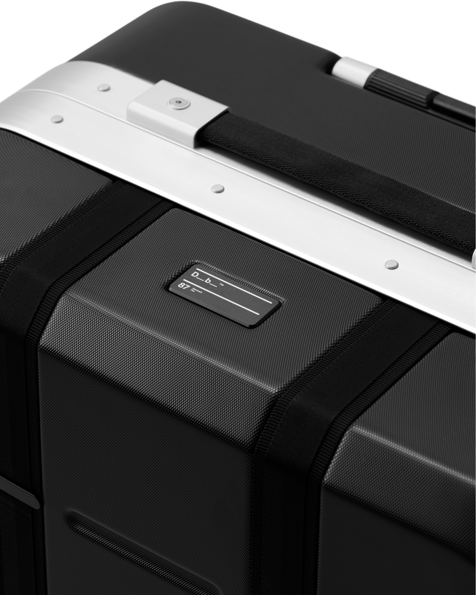 DB Journey Ramverk Pro Medium Check-in Luggage - 24
