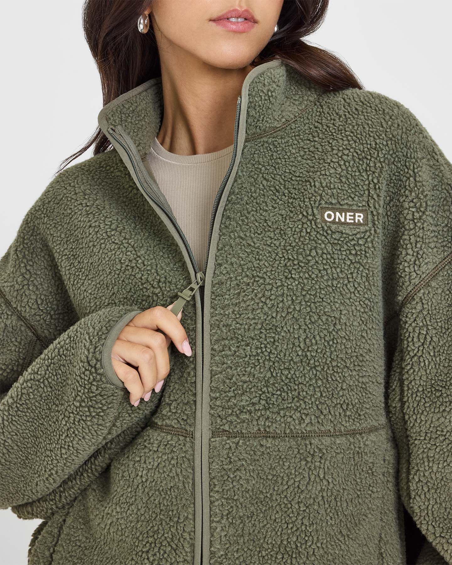 Alpine Green Zip Through Fleece Jacket for Men & Women - Lightweight Warm Winter Outerwear for Hiking, Camping & Outdoor Activities