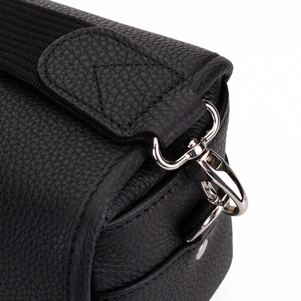 Oberwerth Charlie 2 Extra Small Leather Camera Bag & Insert - Premium Black Leather Camera Case for DSLR & Mirrorless Cameras - Perfect for Travel, Street Photography & Everyday Use