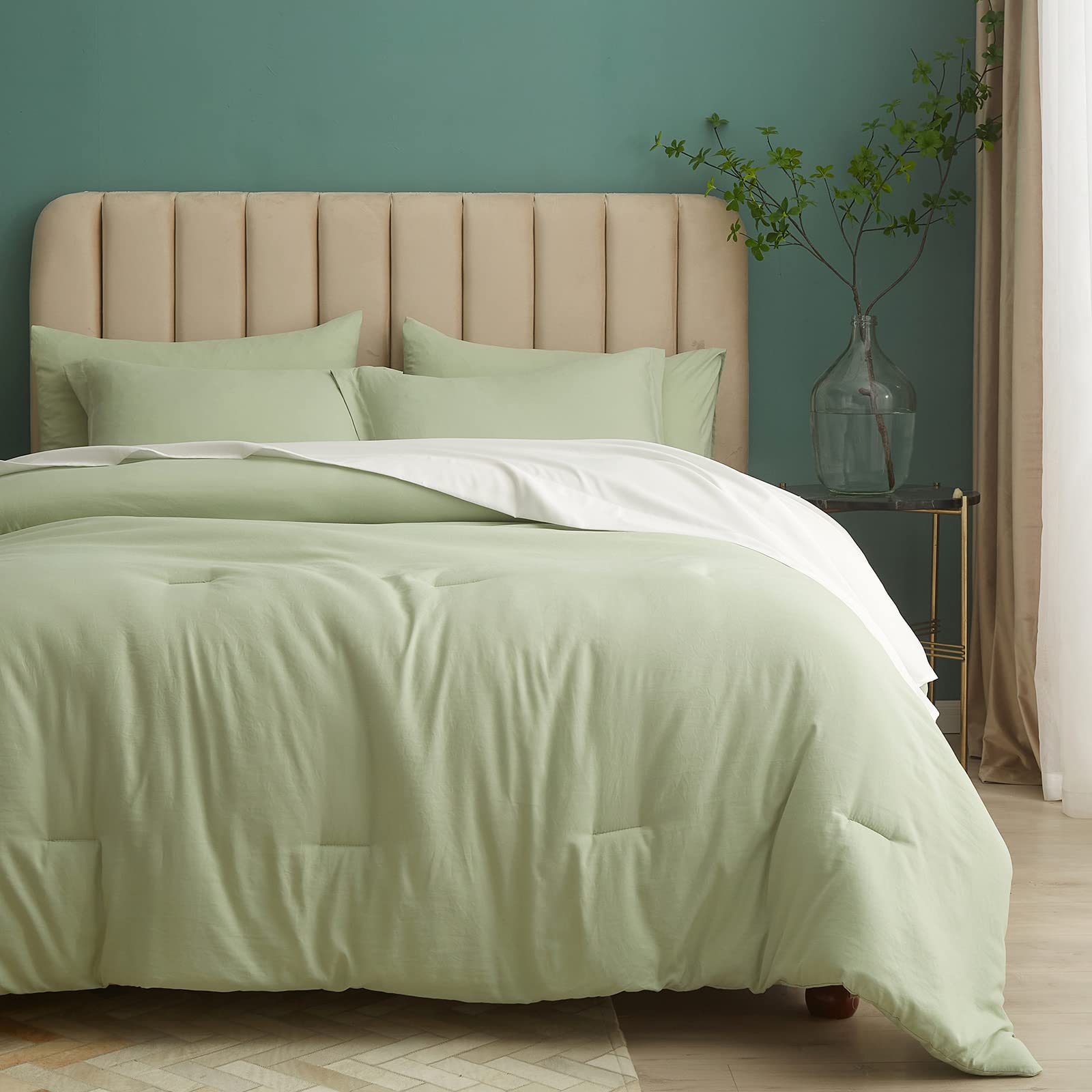 HYPREST 7-Piece King Size Bed in a Bag Comforter Set with Sheets - Sage Green Luxury Bedding, Soft Cooling Lightweight Duvet Cover (Oeko-Tex Certified) for Master Bedroom, Guest Room & Vacation Homes