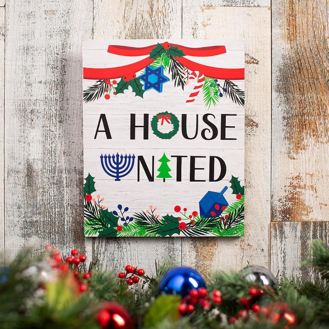 Family Wall Decor - A House United Sign - 1 Piece Home Decoration for Living Room, Bedroom & Entryway