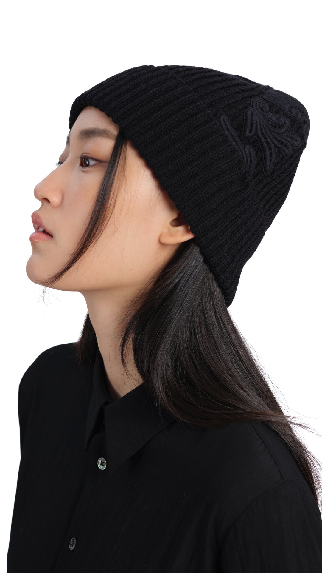 Stylish Mountain Beanie with Delicate Lace Trims - Warm Winter Knit Hat for Women - Perfect for Skiing, Hiking & Outdoor Adventures