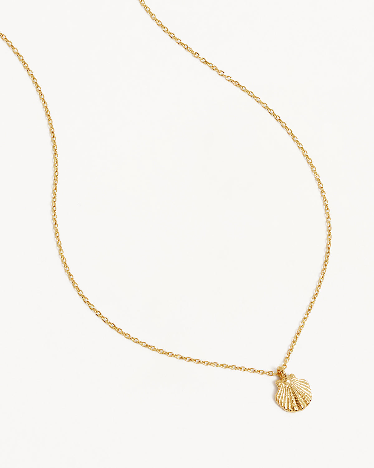 18K Gold Vermeil Shell Necklace - Elegant Beach Jewelry for Women | Perfect for Summer Vacations, Weddings & Boho Fashion