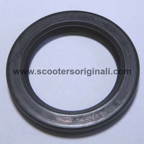 Lambretta Crankshaft Seal - Driveside & Magneto Flange for D/LD Mk2 & Mk3 Scooters - Perfect for Engine Repair & Maintenance