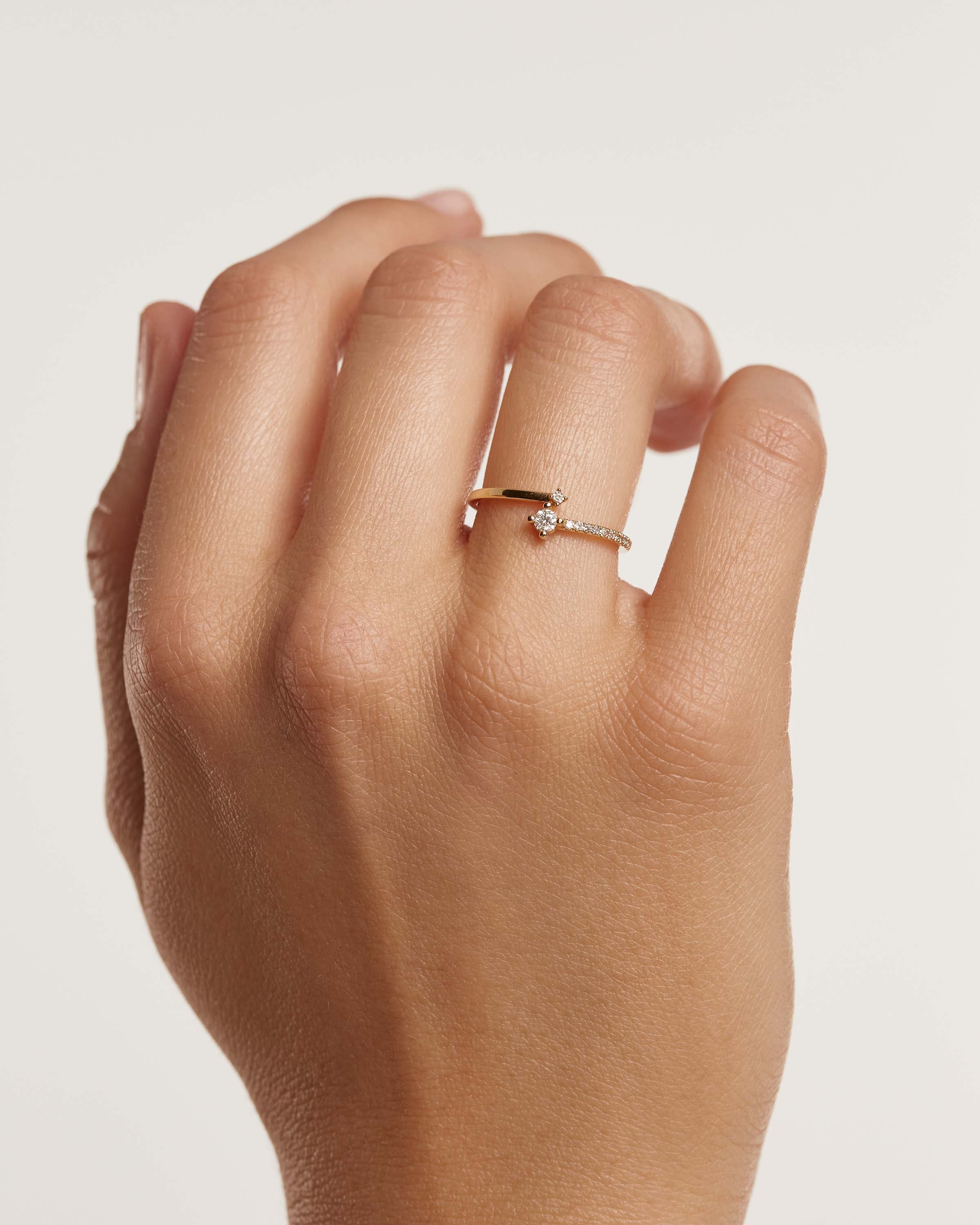 Elegant Diamond & Gold Swing Ring for Women - Dainty Stackable Jewelry for Everyday Wear, Date Night & Special Occasions