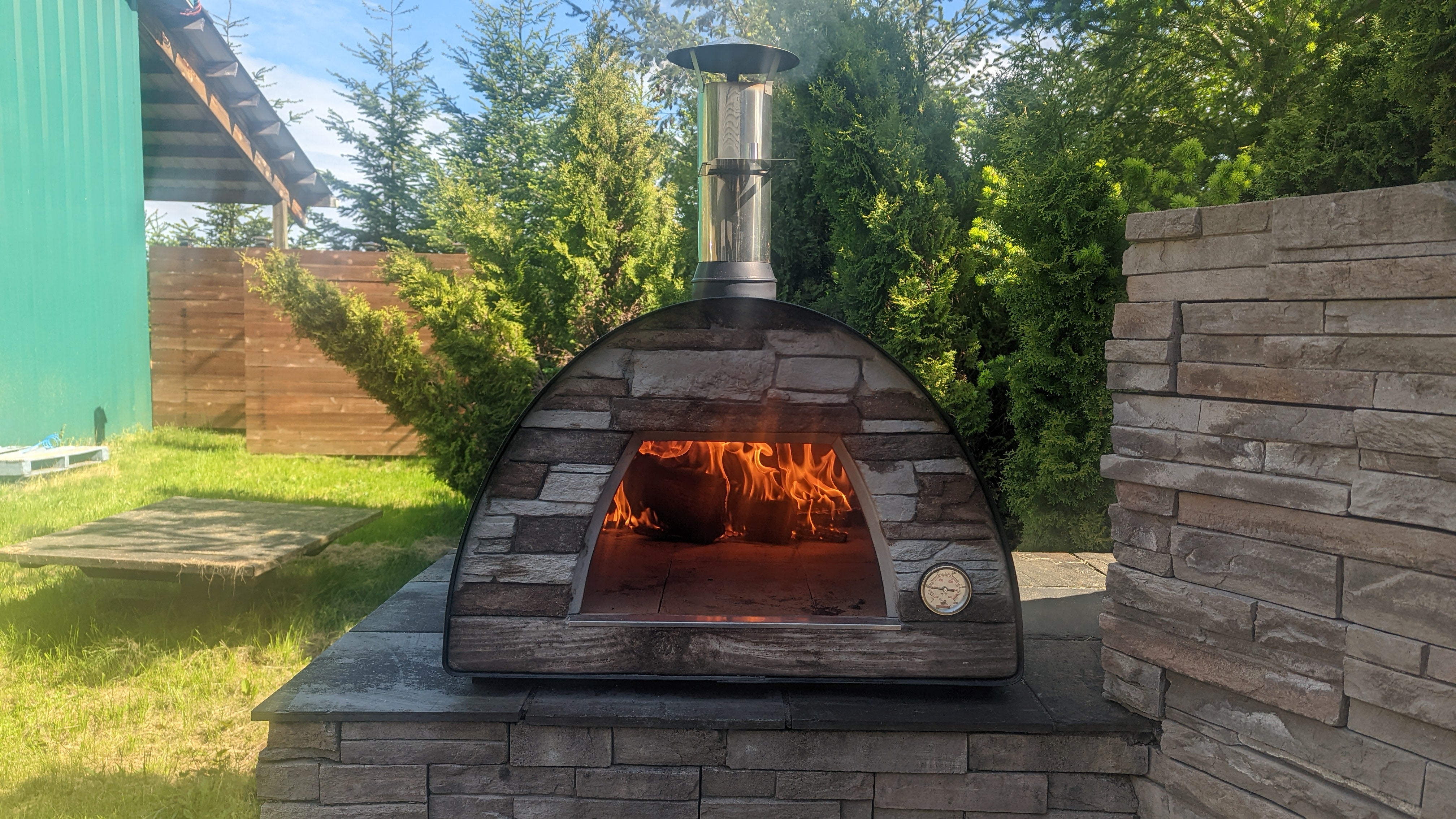 Maximus Mobile Pizza Oven - Portable Outdoor Pizza Maker for Camping, Backyard & Tailgating | Black | Best Seller | Perfect for Picnics, Parties & RV Trips