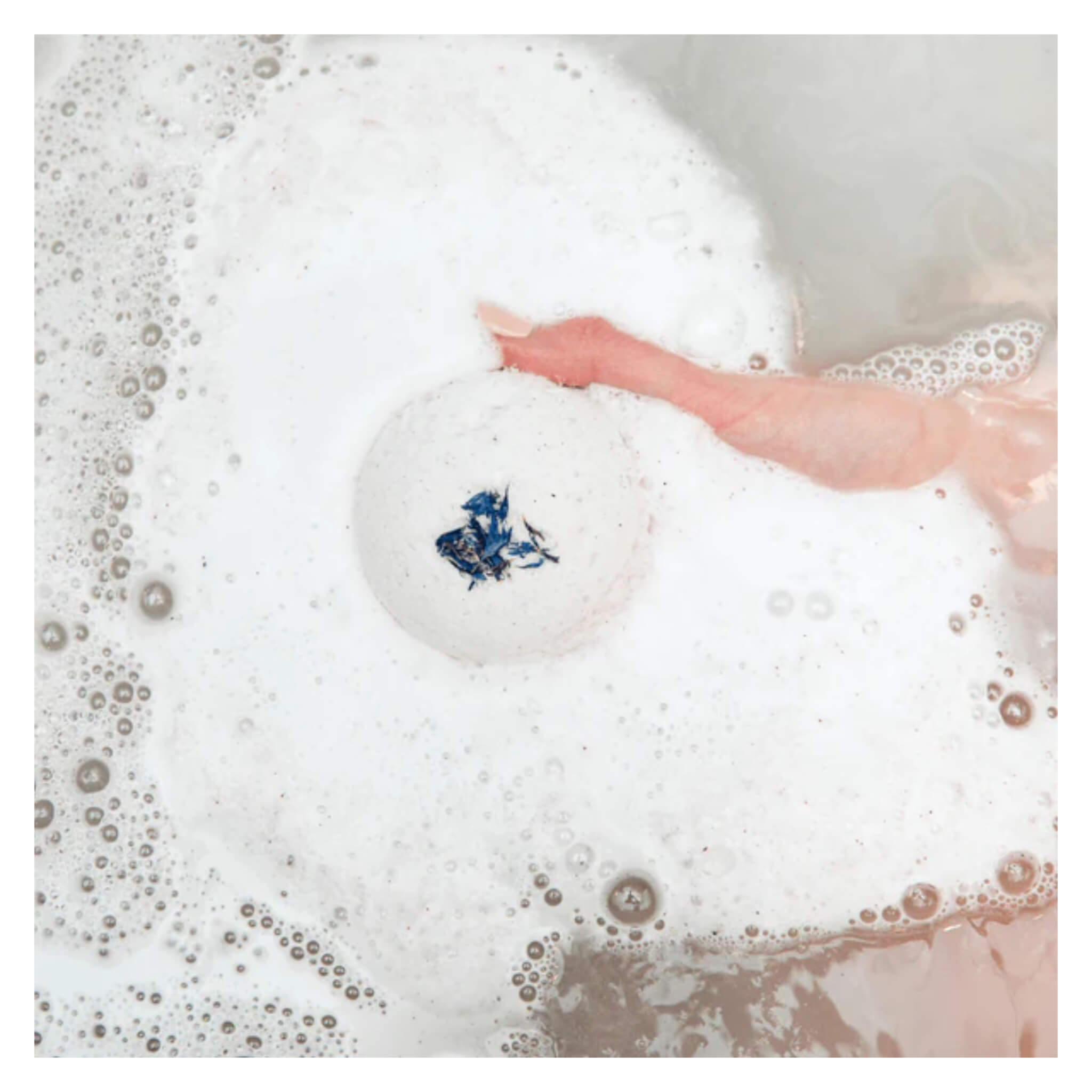 Relaxing Snooze Bomb Bath Bomb for Stress Relief & Better Sleep - Perfect for Nighttime Baths & Self-Care Routines