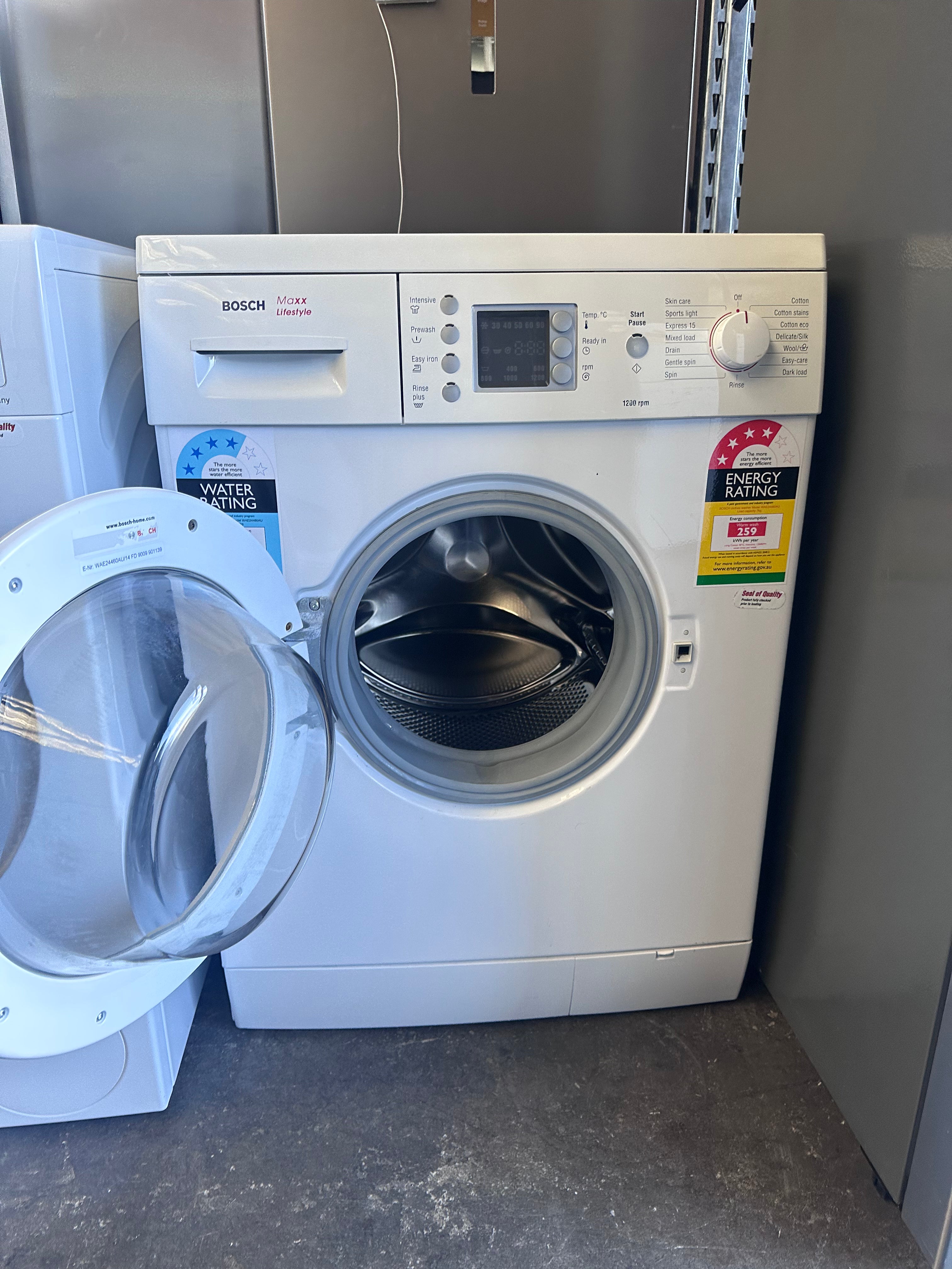 Refurbished Bosch 7kg Front Load Washing Machine - Energy Efficient & Quiet Operation for Apartments, Small Homes & Laundry Rooms