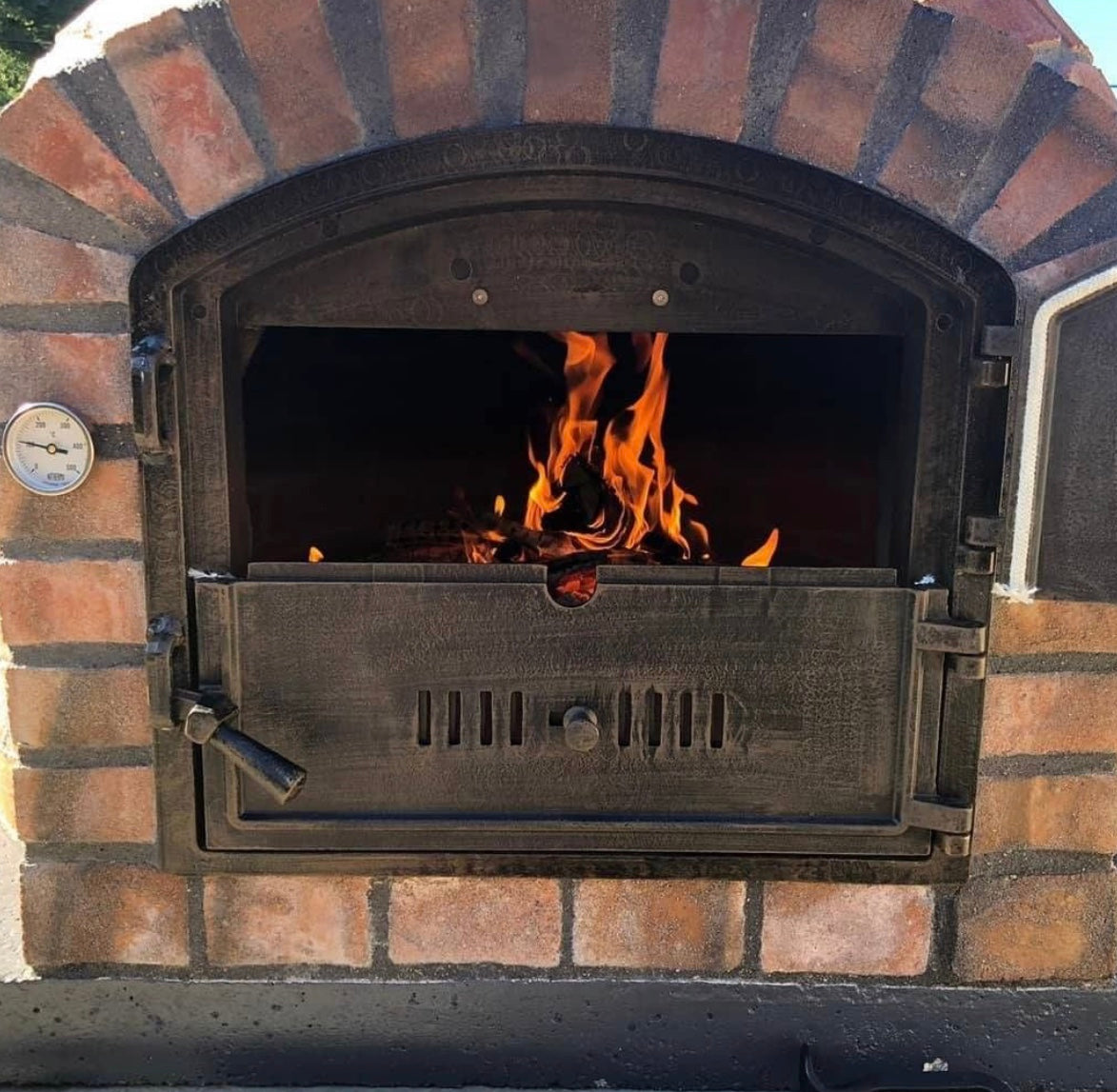Premium Rustic Lisboa Wood Fired Pizza Oven – Best Seller for Outdoor Cooking, Backyard Parties & Authentic Italian Pizza Making