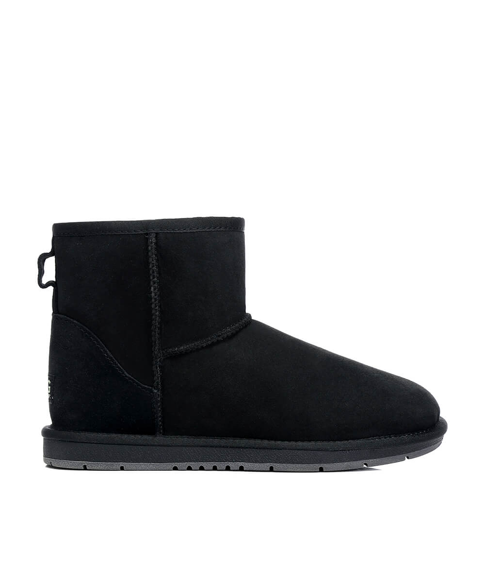 Men's UGG Classic Mini Gen II Boots - Genuine Sheepskin Winter Boots for Men | Warm & Comfortable Snow Boots for Casual Wear, Outdoor Activities & Cold Weather
