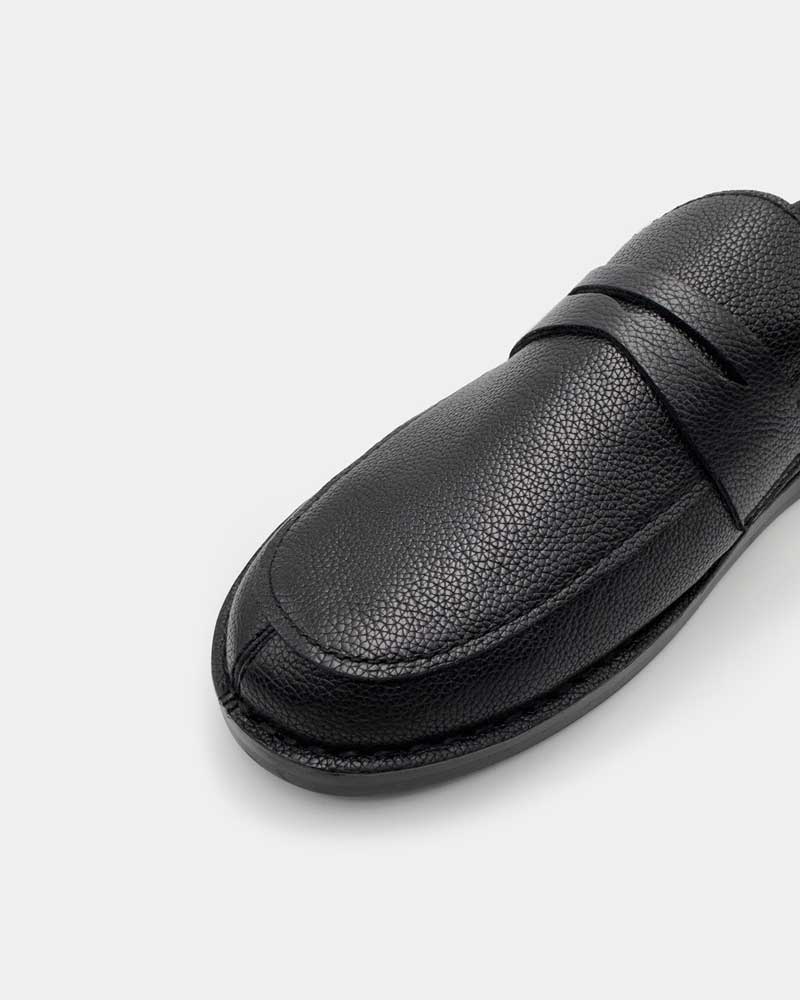 Black Leather Classic Penny Loafers for Men - Comfortable & Stylish Slip-On Shoes for Business, Casual & Office Wear