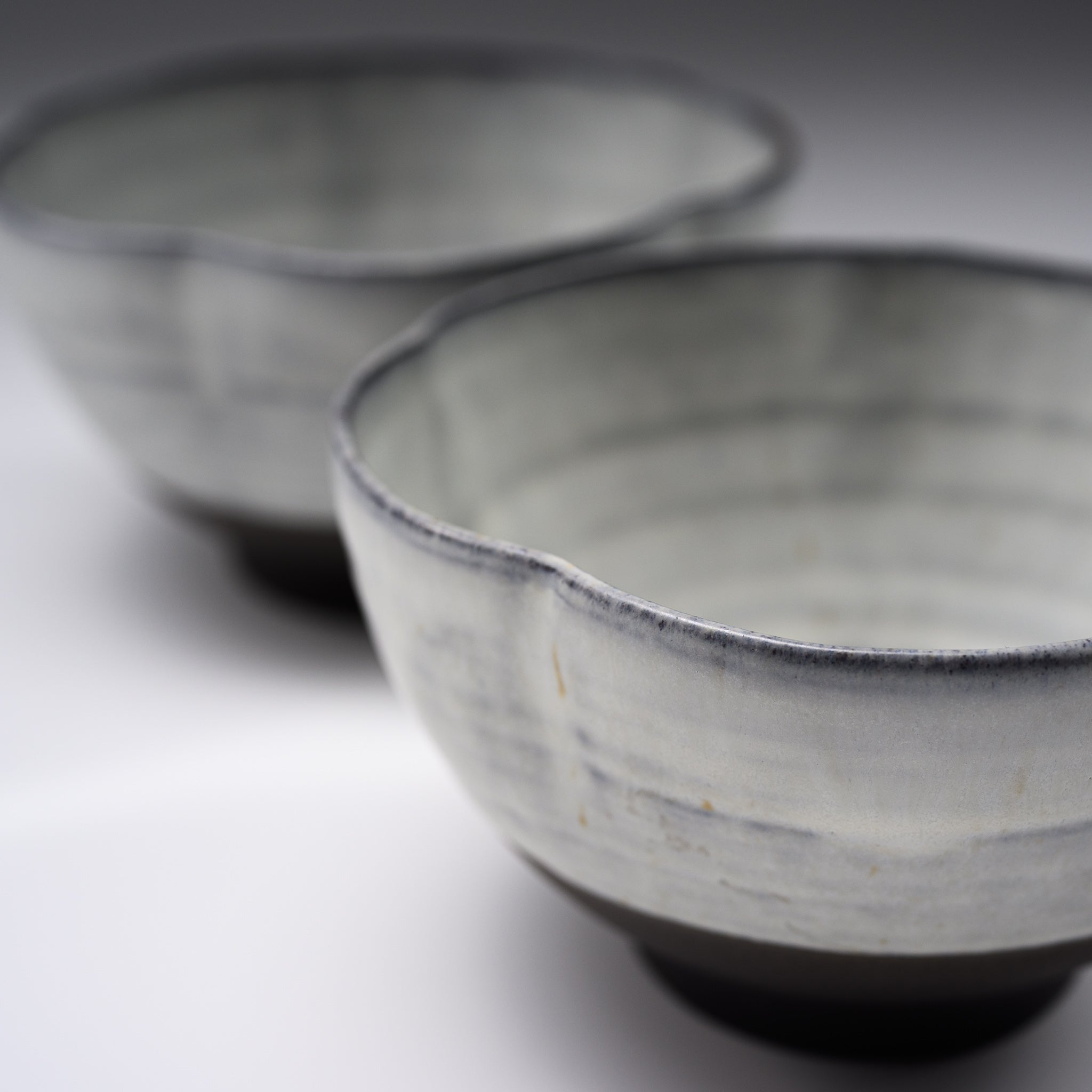 Handmade Mino Ware Flower Shaped Ceramic Bowl Set - Japanese Traditional Gift for Tea Ceremony, Home Decor & Special Occasions